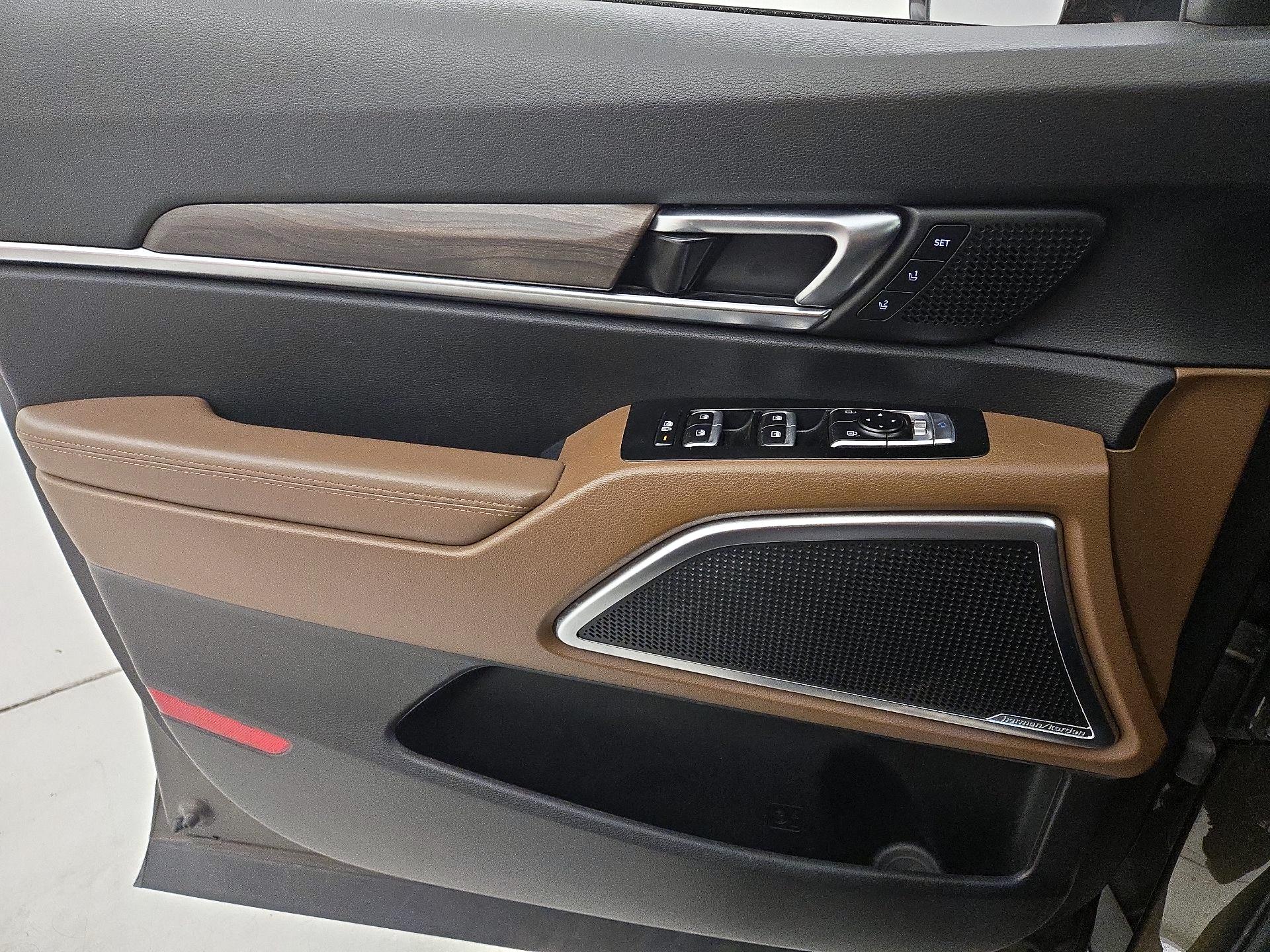 Thumbnail: 2021 Kia Telluride - 12