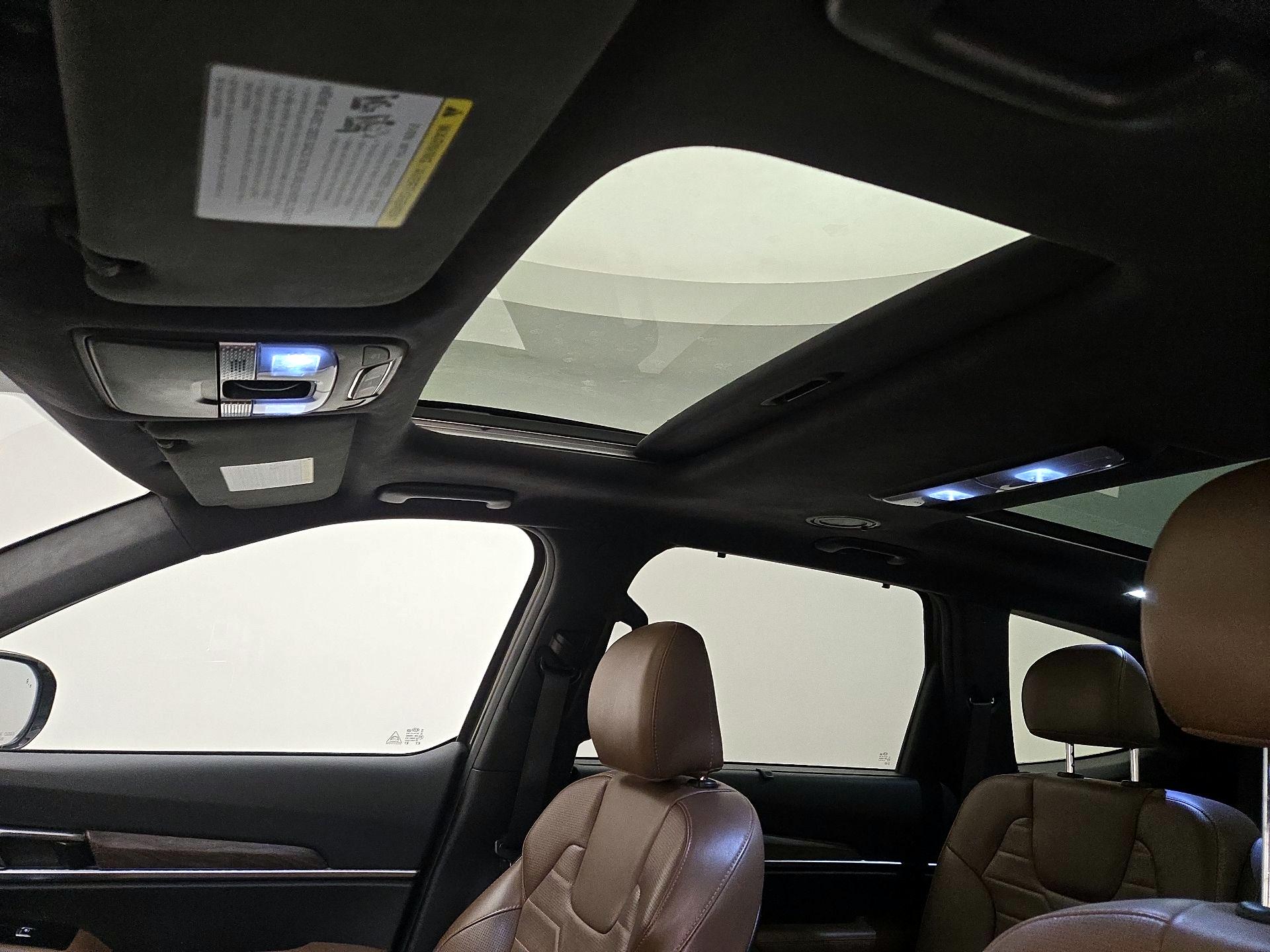 Thumbnail: 2021 Kia Telluride - 19