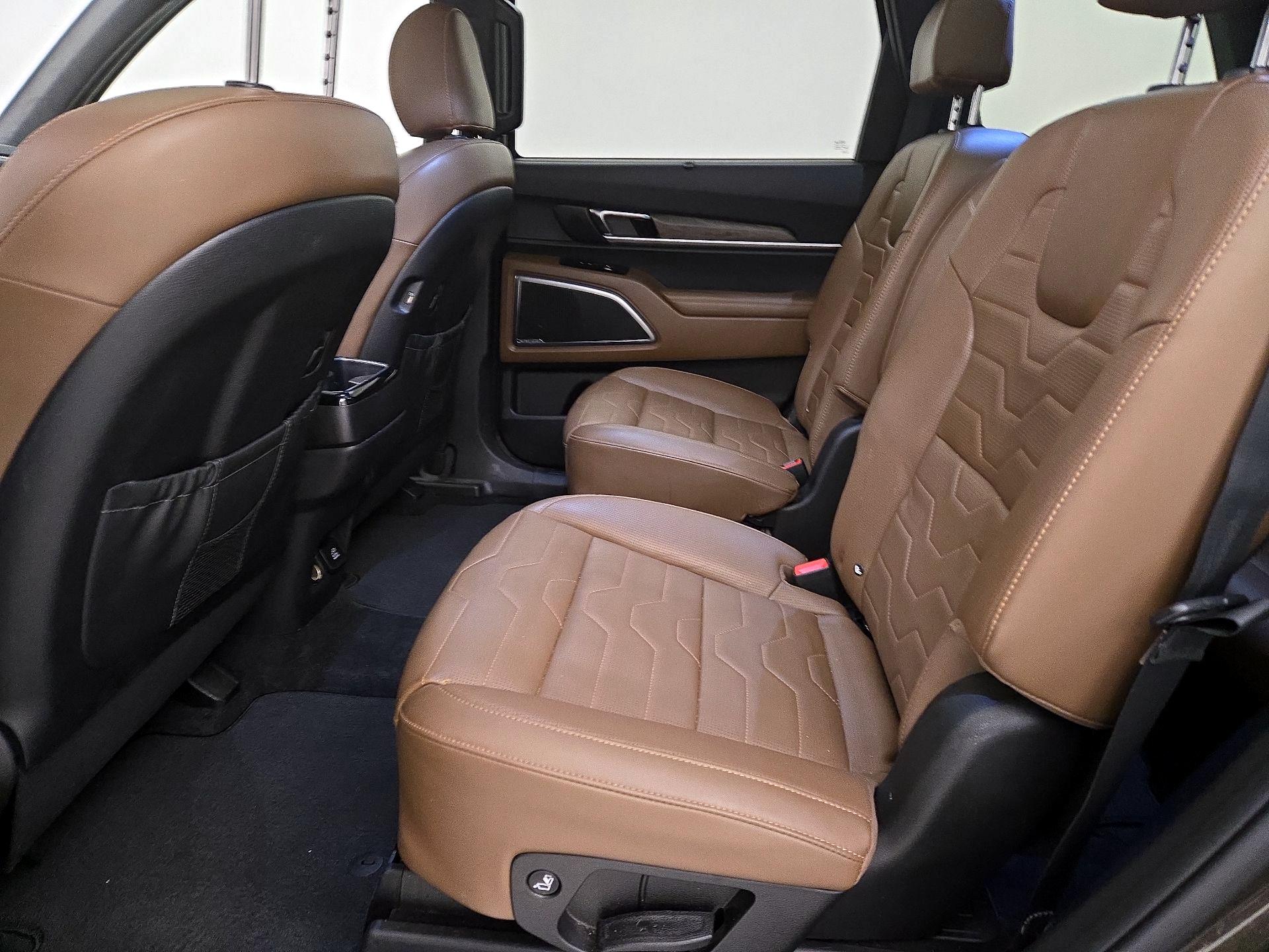 Thumbnail: 2021 Kia Telluride - 20