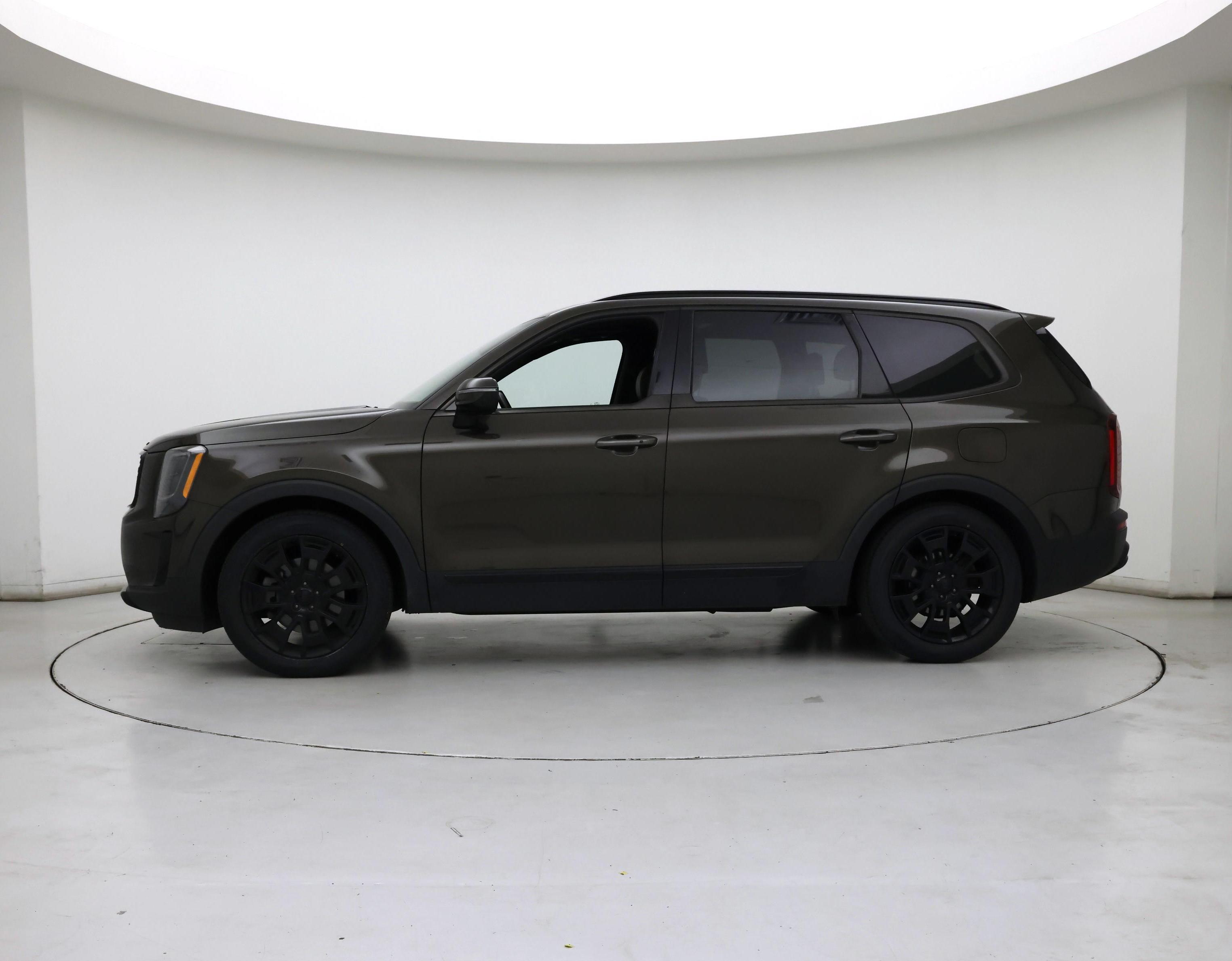 Thumbnail: 2021 Kia Telluride - 3