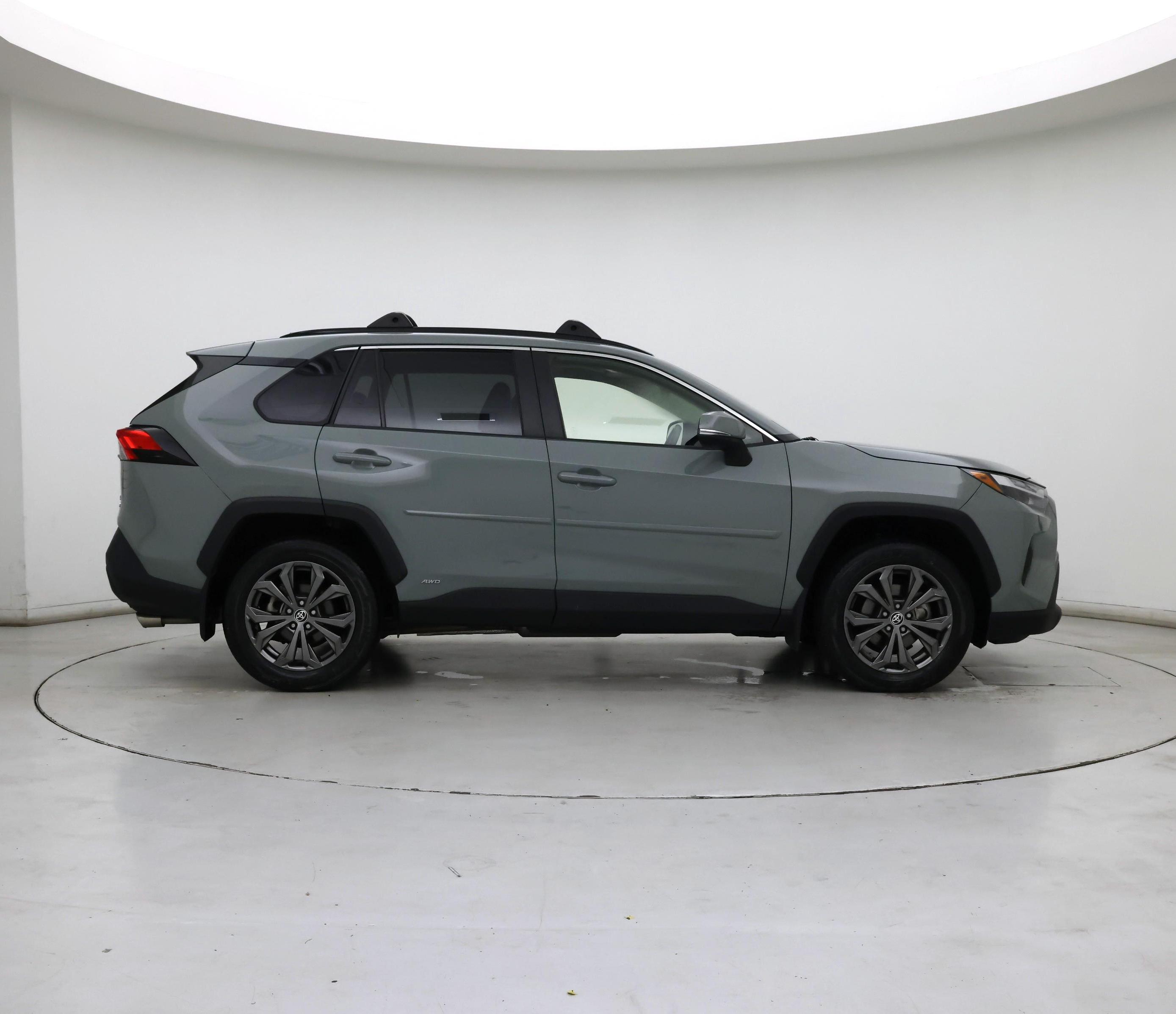 Thumbnail: 2022 Toyota RAV4 - 7
