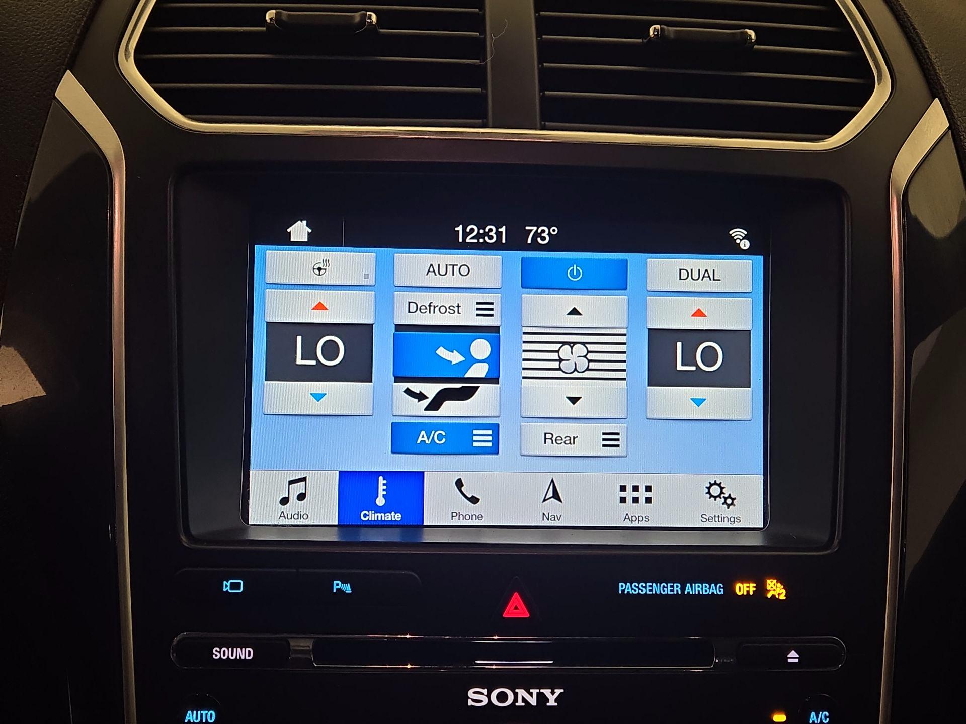 Thumbnail: 2018 Ford Explorer - 16