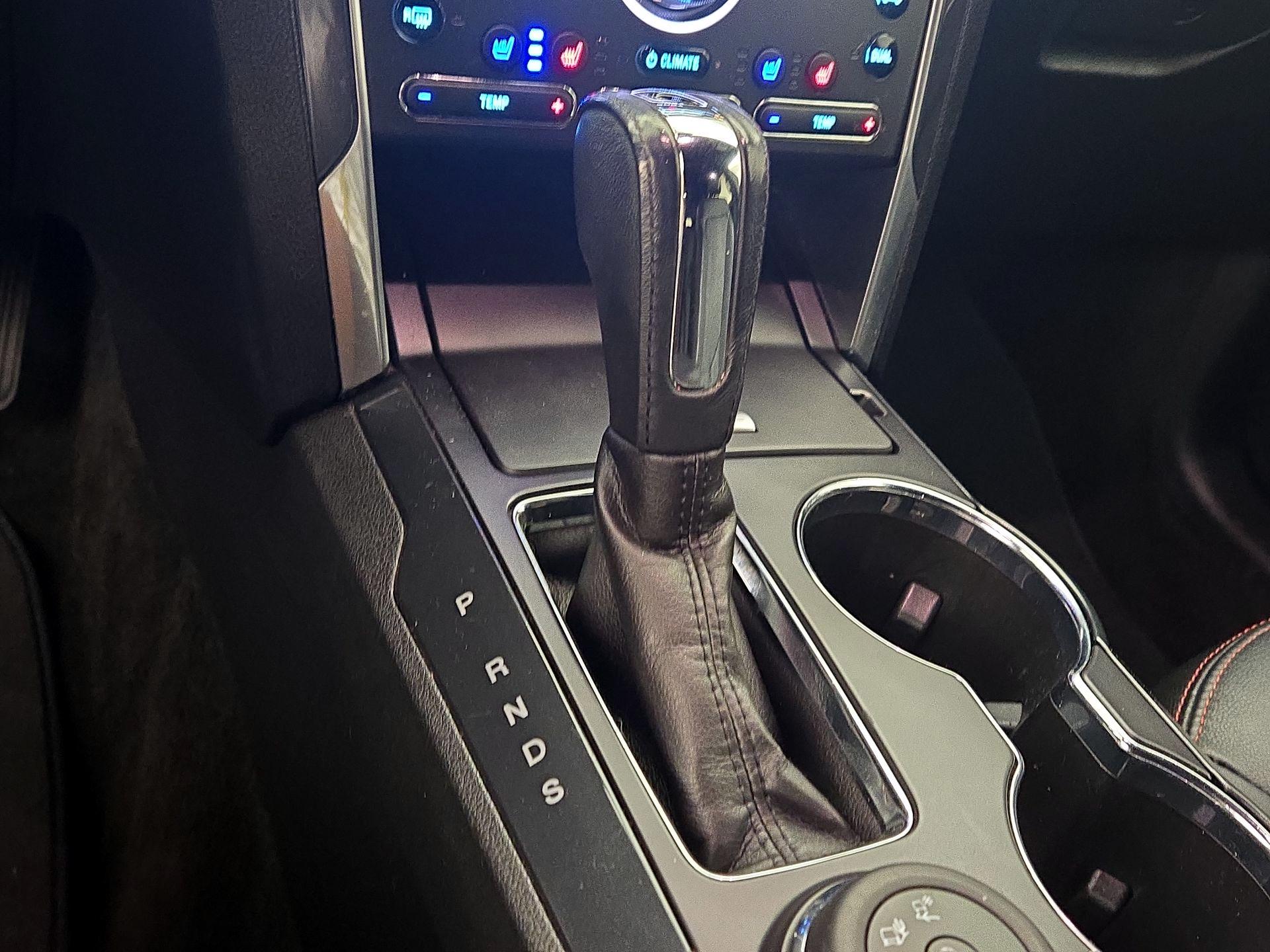 Thumbnail: 2018 Ford Explorer - 17