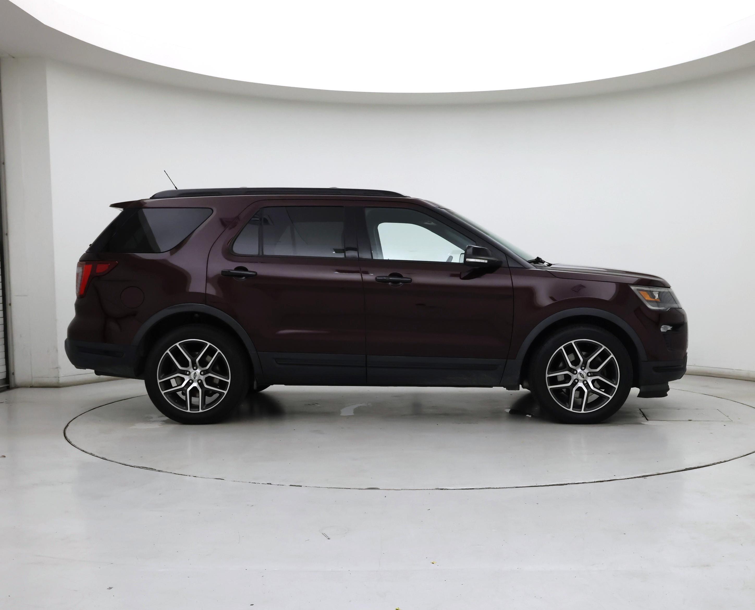 Thumbnail: 2018 Ford Explorer - 7