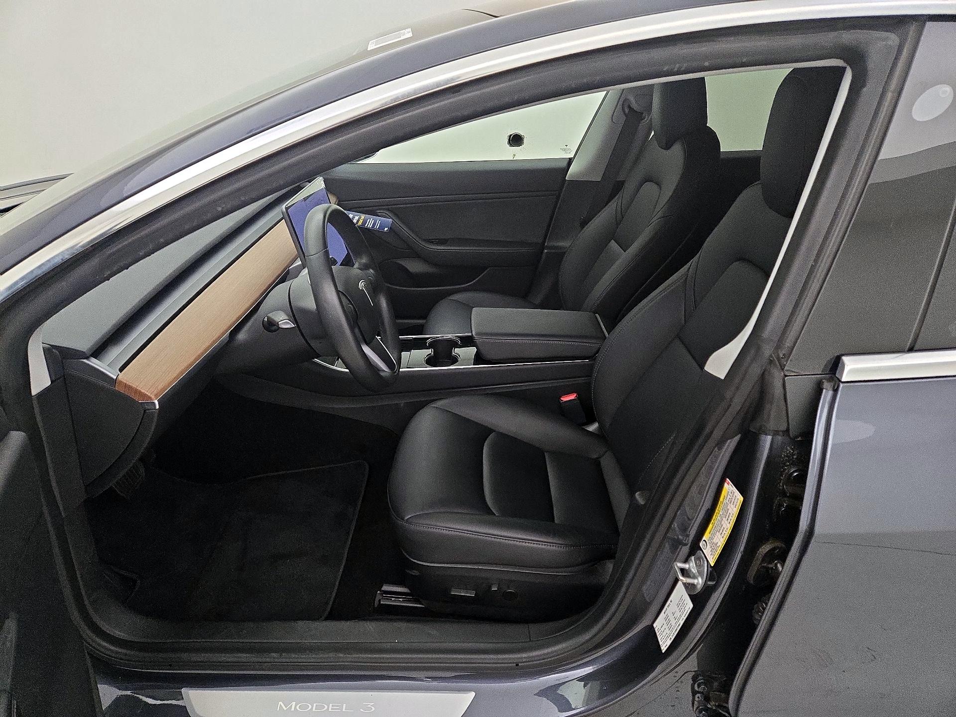 Thumbnail: 2019 Tesla Model 3 - 11