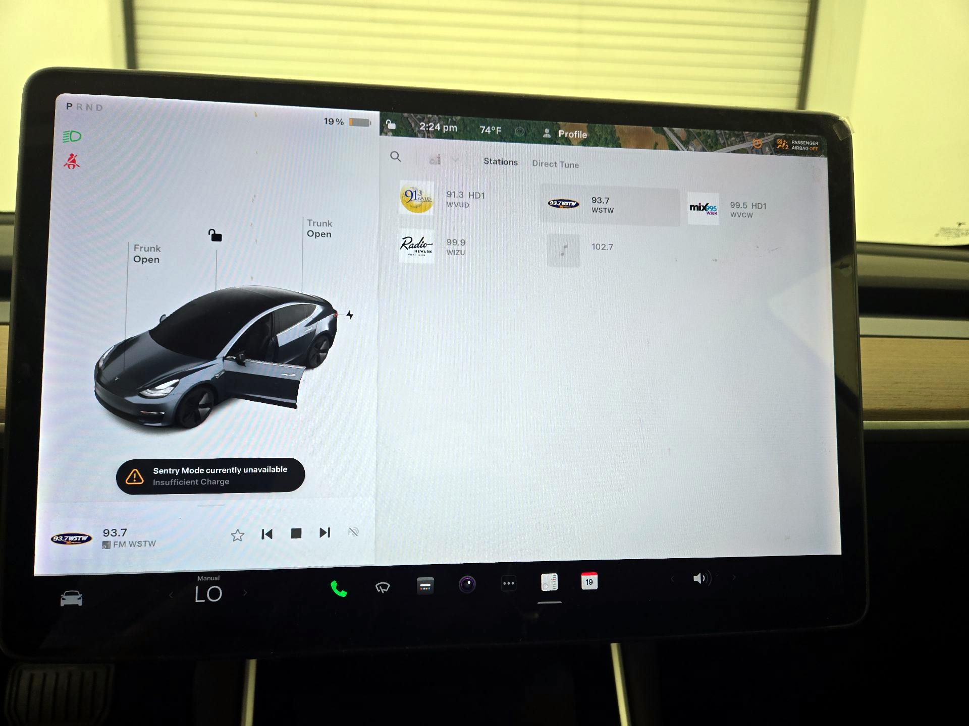 Thumbnail: 2019 Tesla Model 3 - 14