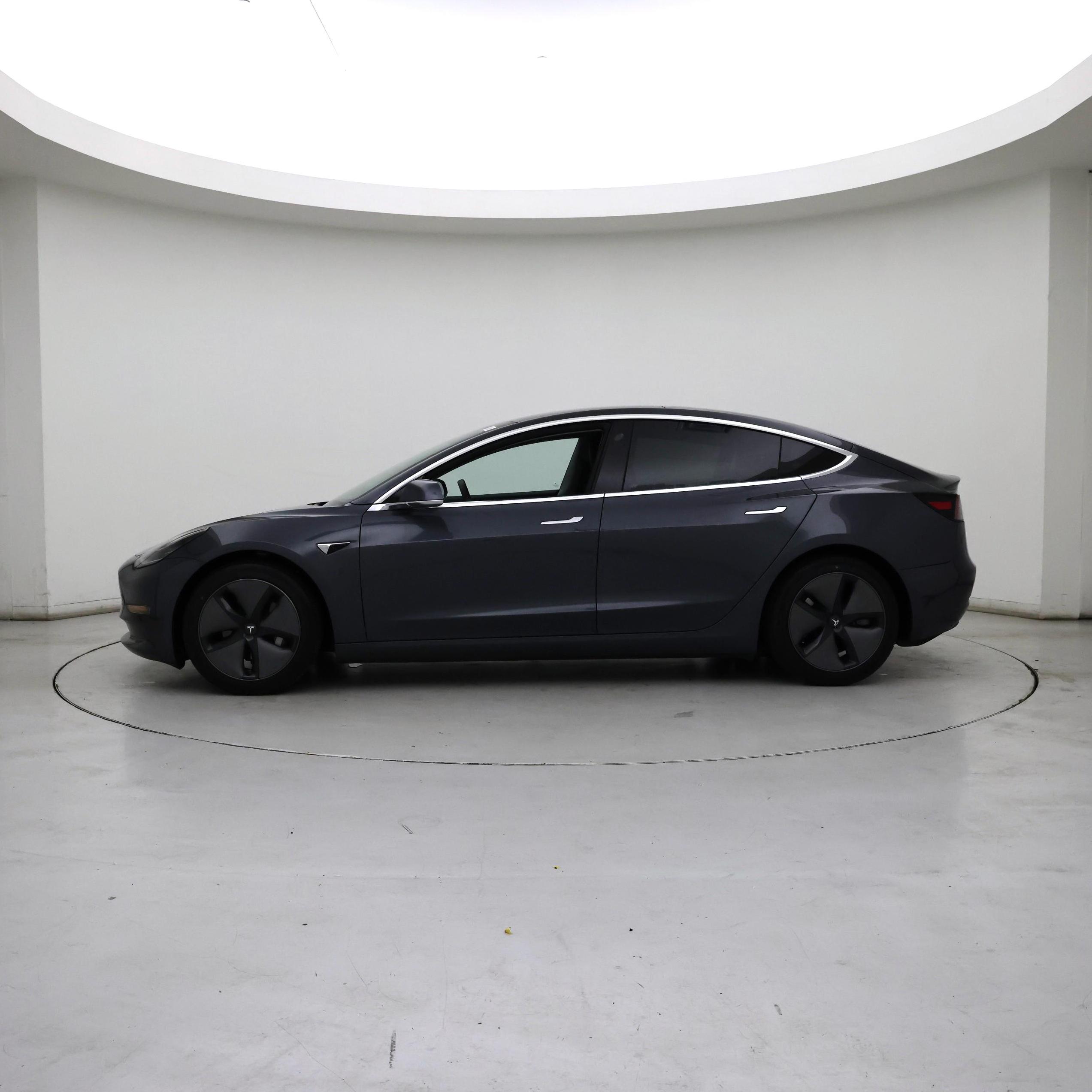 Thumbnail: 2019 Tesla Model 3 - 3