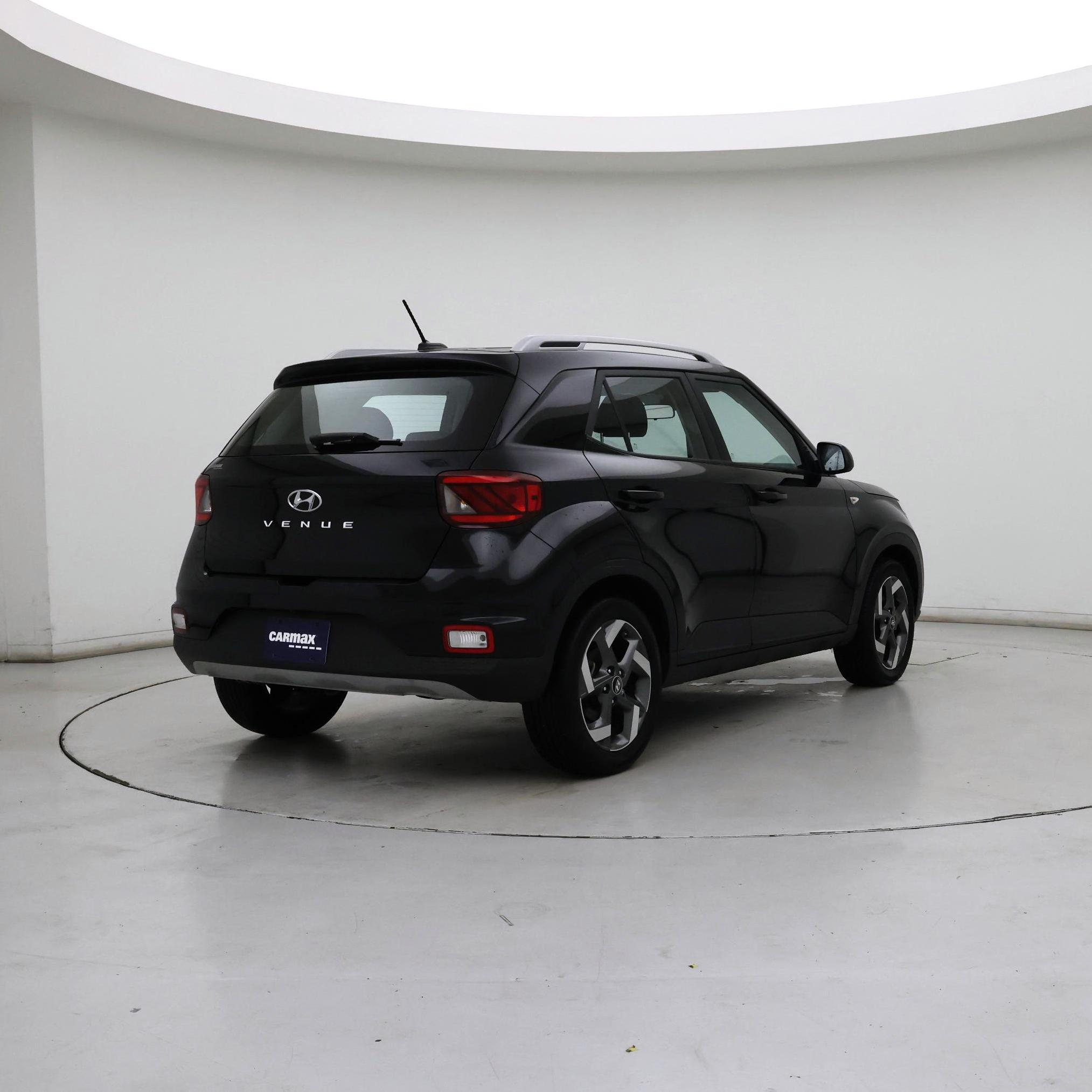 Thumbnail: 2023 Hyundai Venue - 8