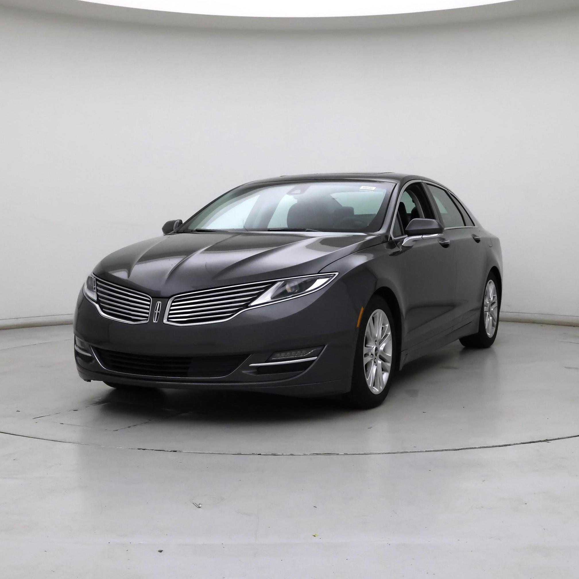 Thumbnail: 2016 Lincoln MKZ - 4
