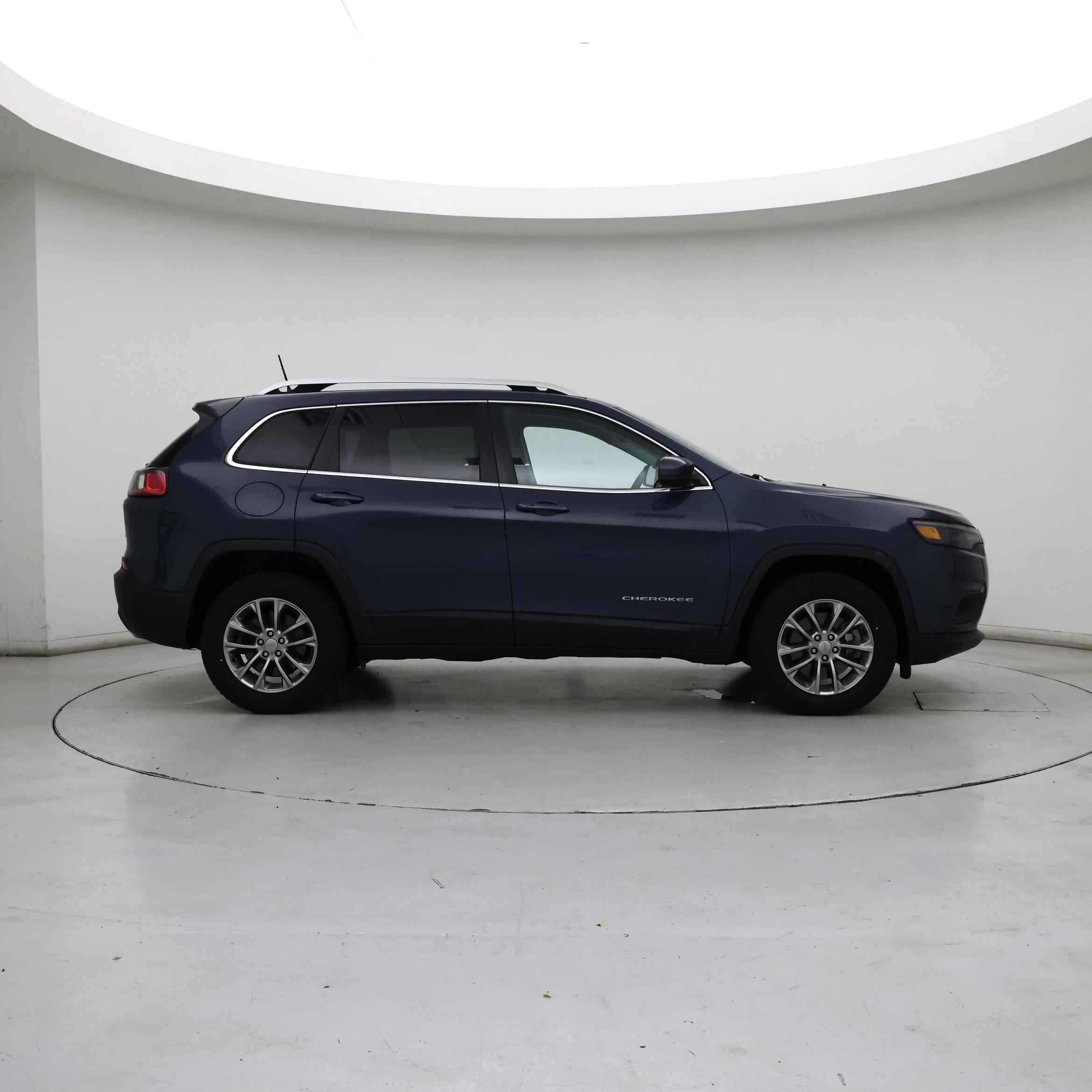 Thumbnail: 2020 Jeep Cherokee - 7