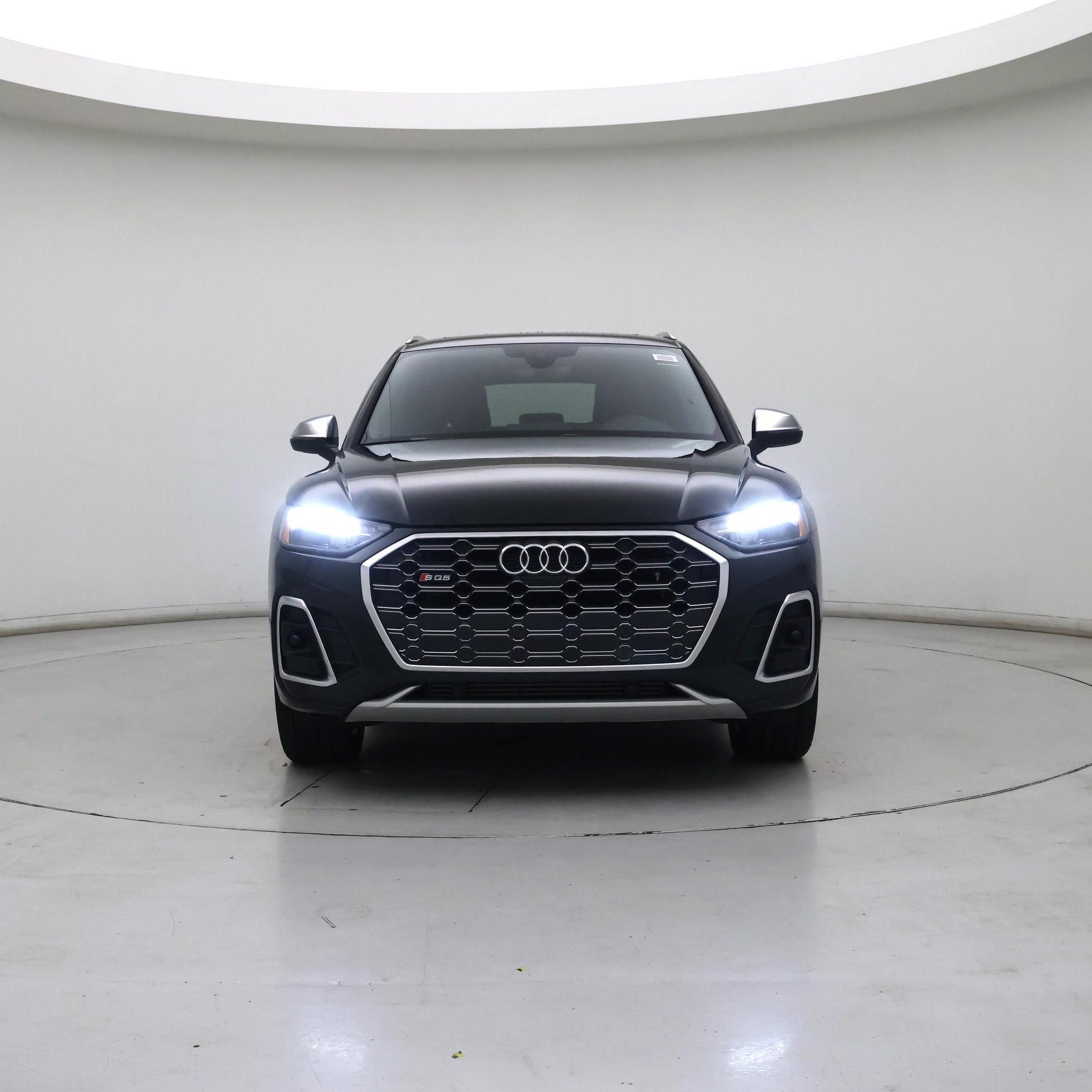 Thumbnail: 2022 Audi SQ5 - 5