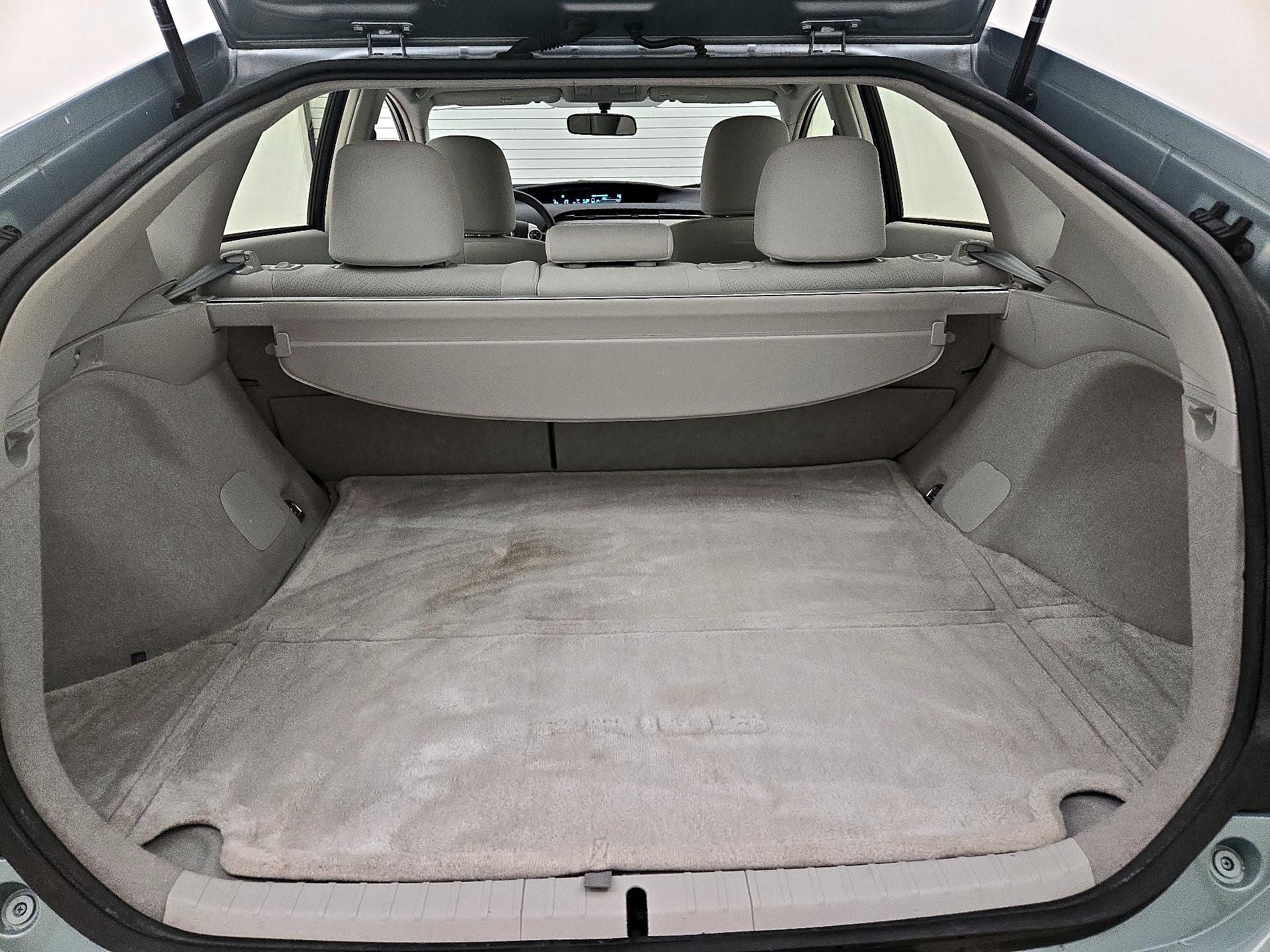 Thumbnail: 2015 Toyota Prius - 20