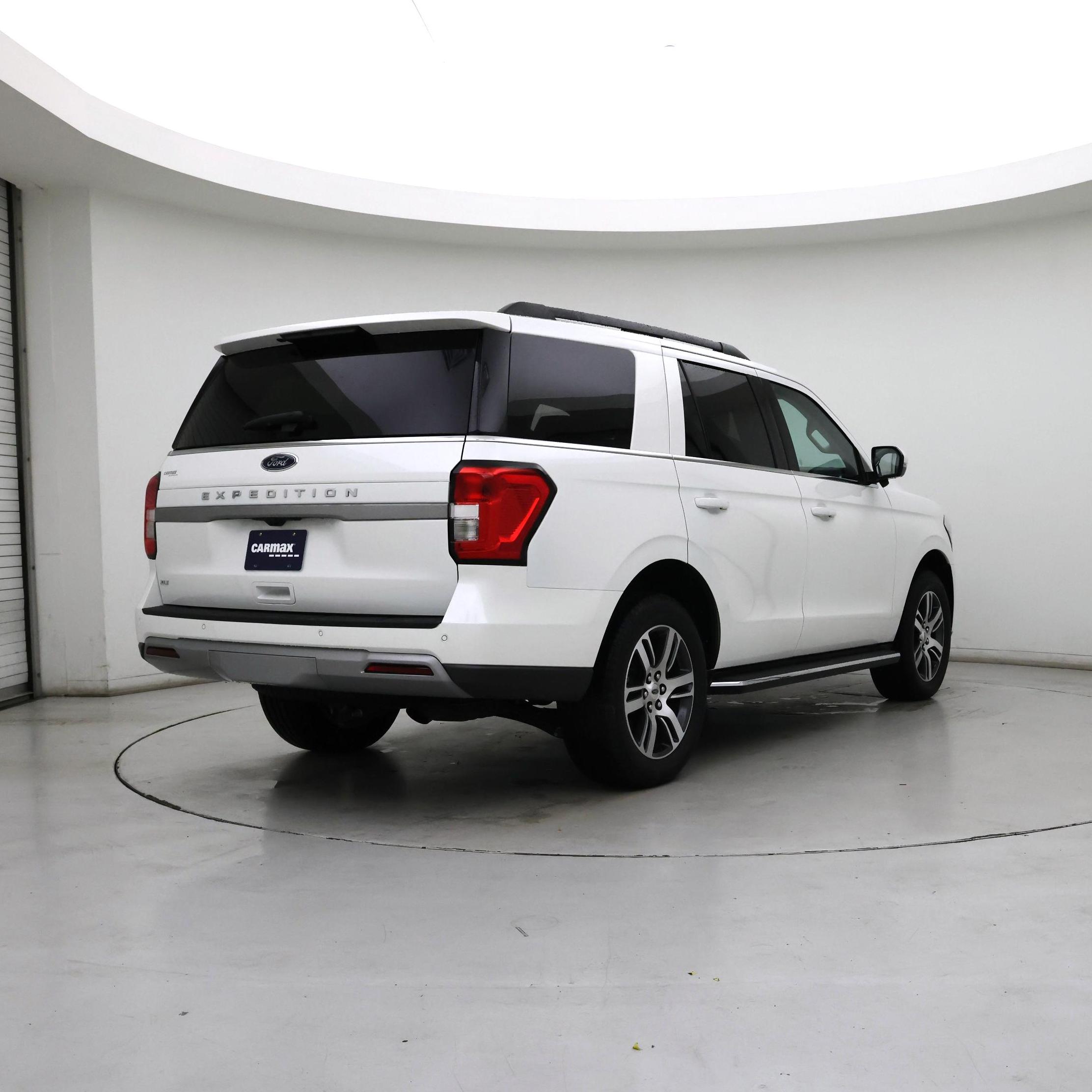 Thumbnail: 2023 Ford Expedition - 8