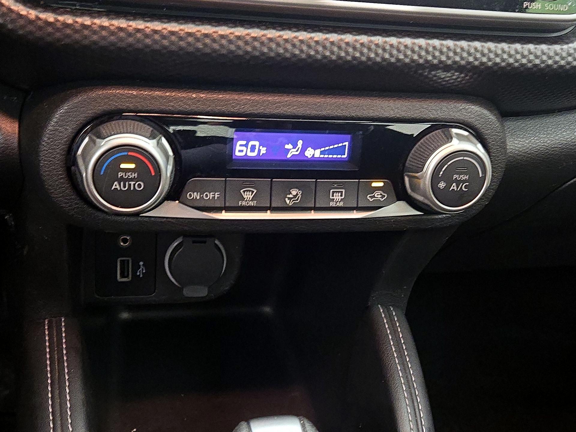 Thumbnail: 2019 Nissan Kicks - 15