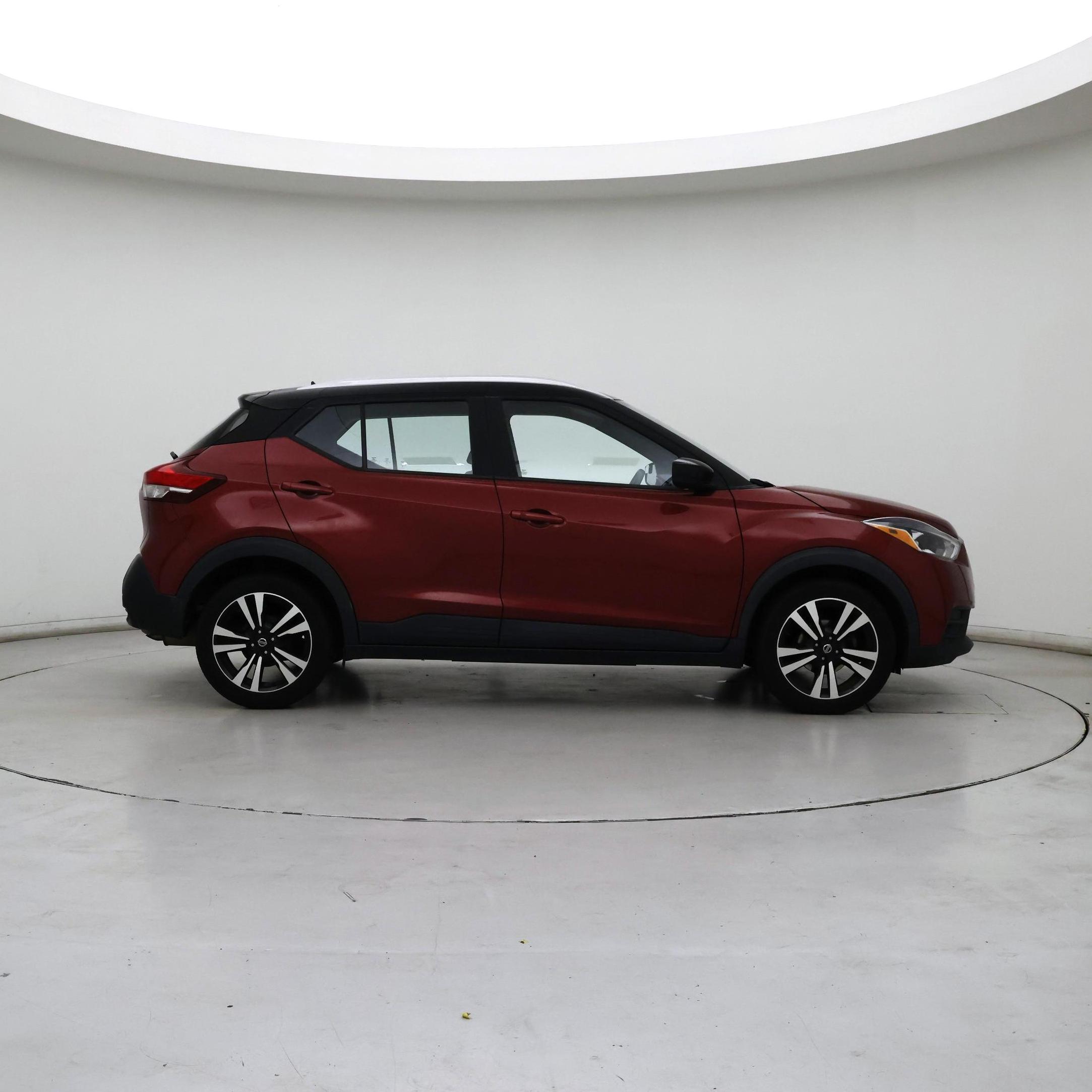Thumbnail: 2019 Nissan Kicks - 7