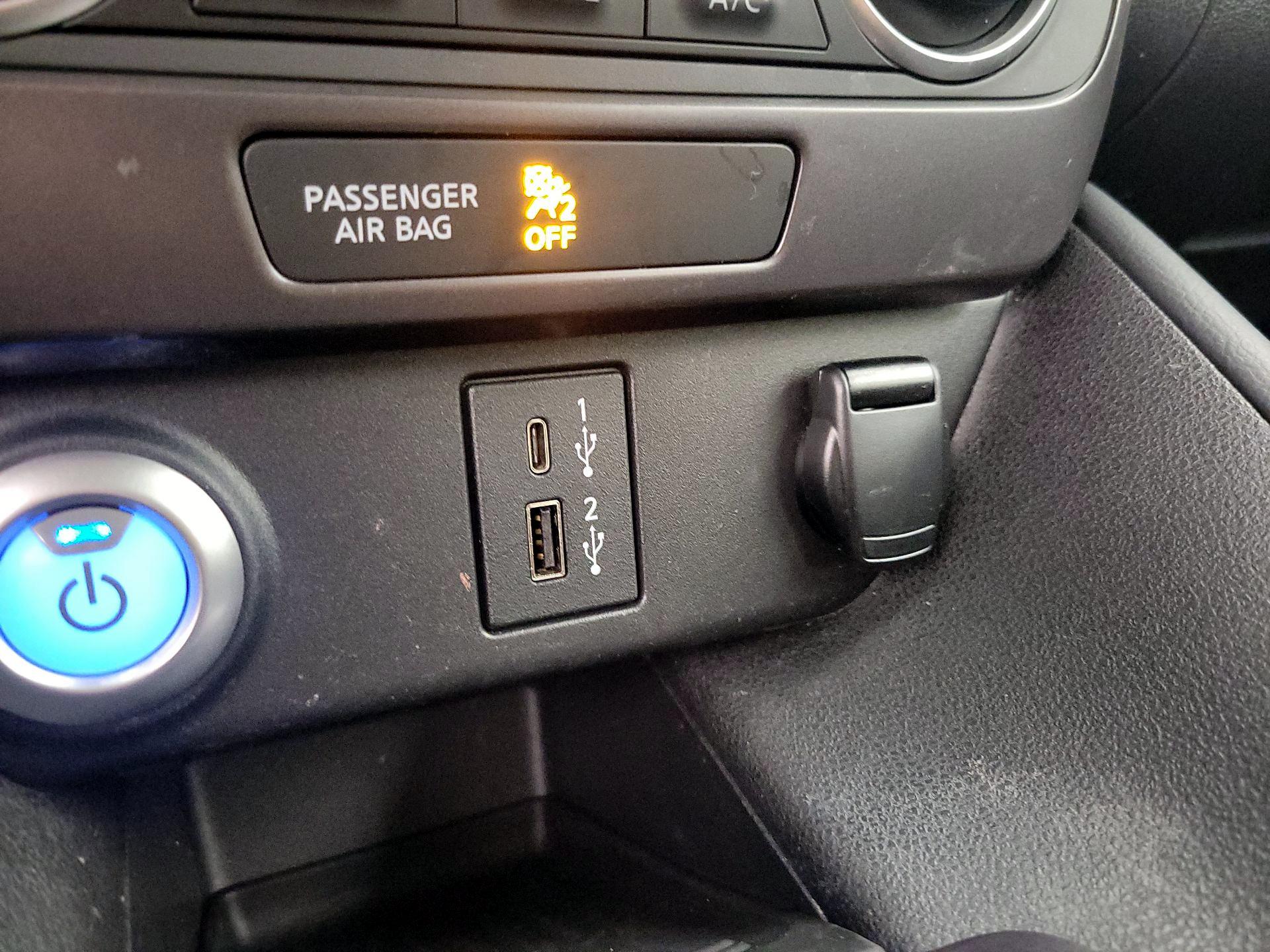 Thumbnail: 2023 Nissan Leaf - 18