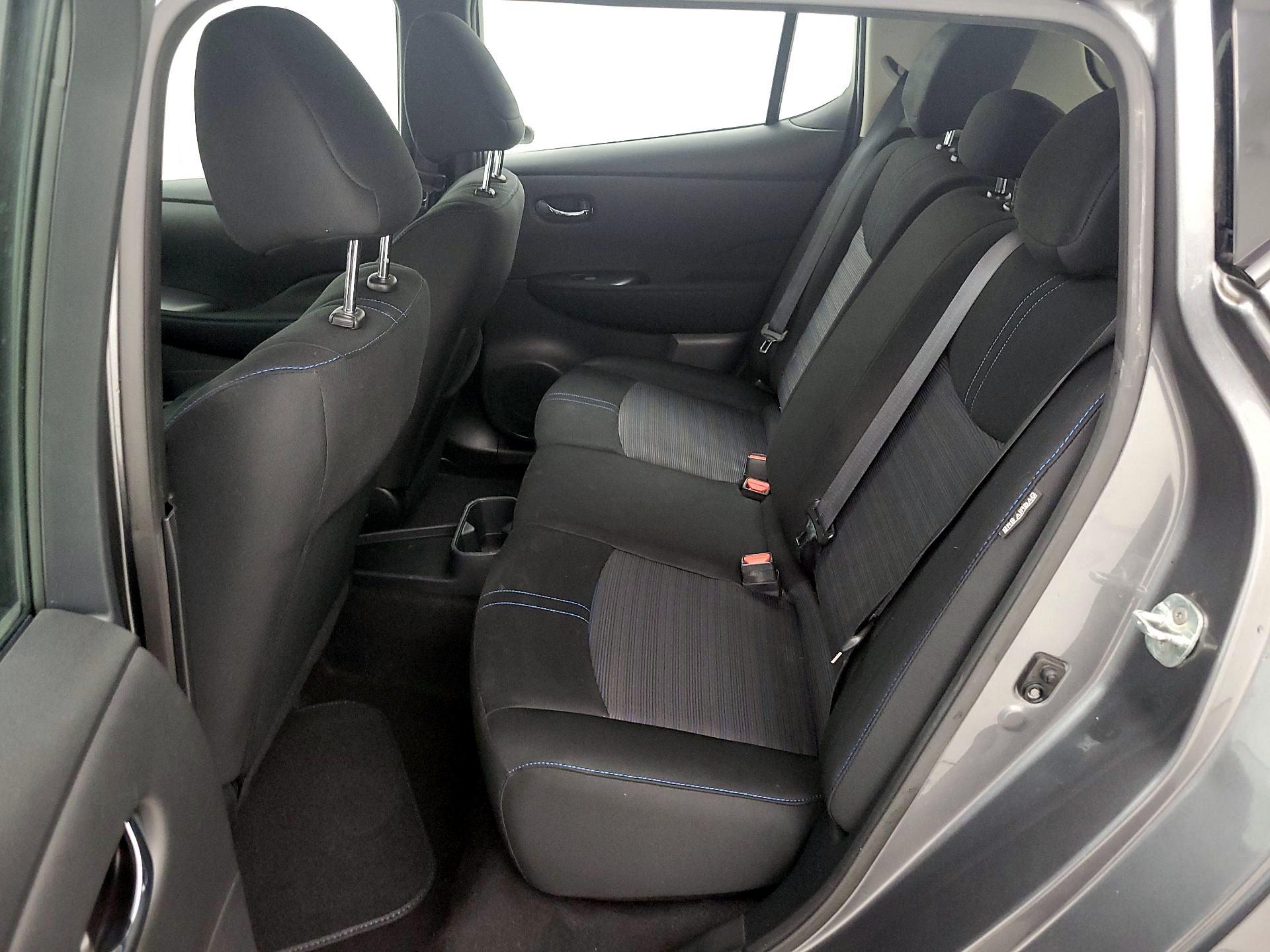 Thumbnail: 2023 Nissan Leaf - 19