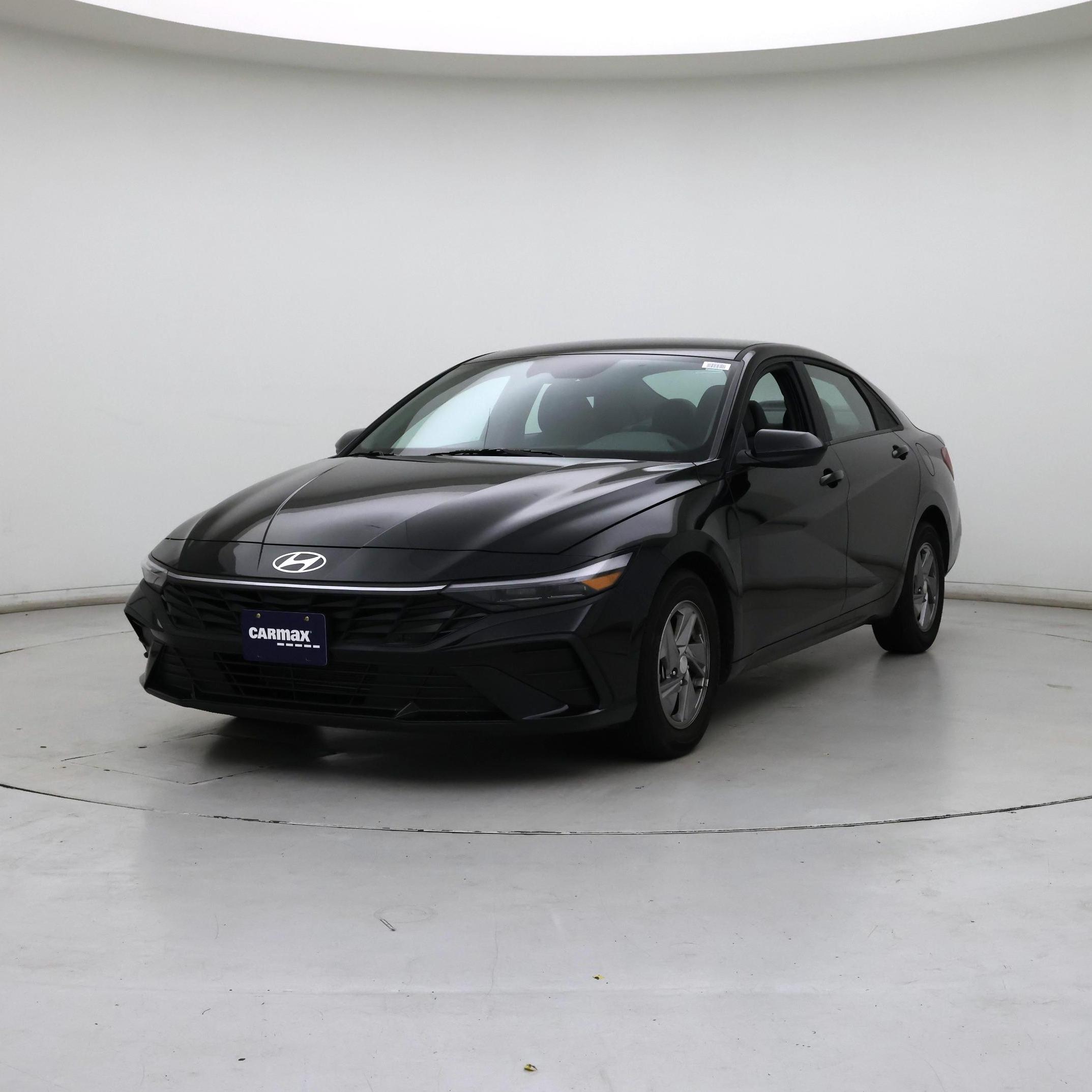 Thumbnail: 2025 Hyundai Elantra - 4