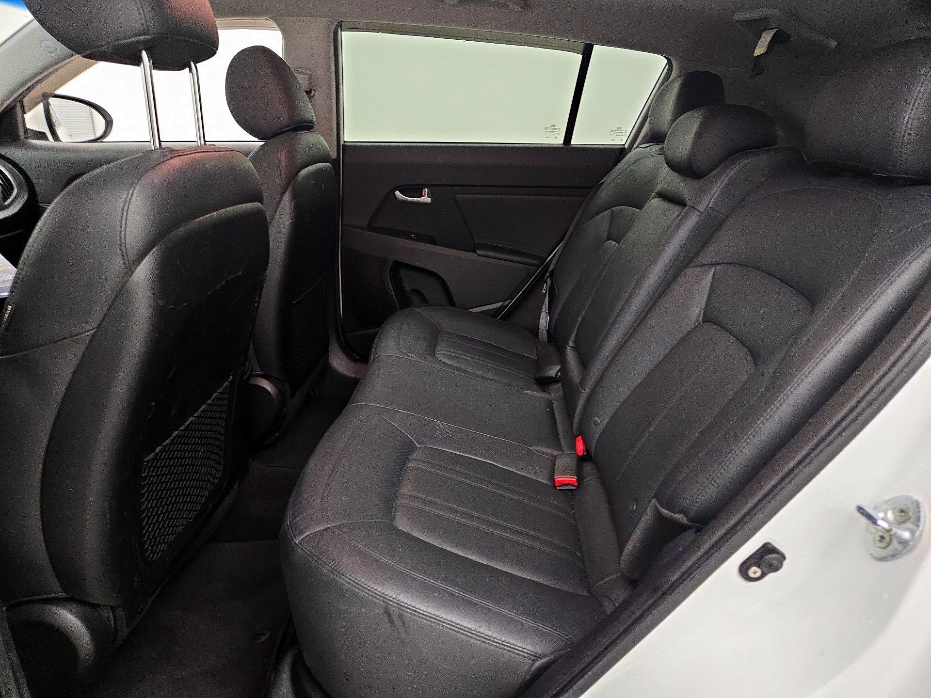 Thumbnail: 2015 Kia Sportage - 20