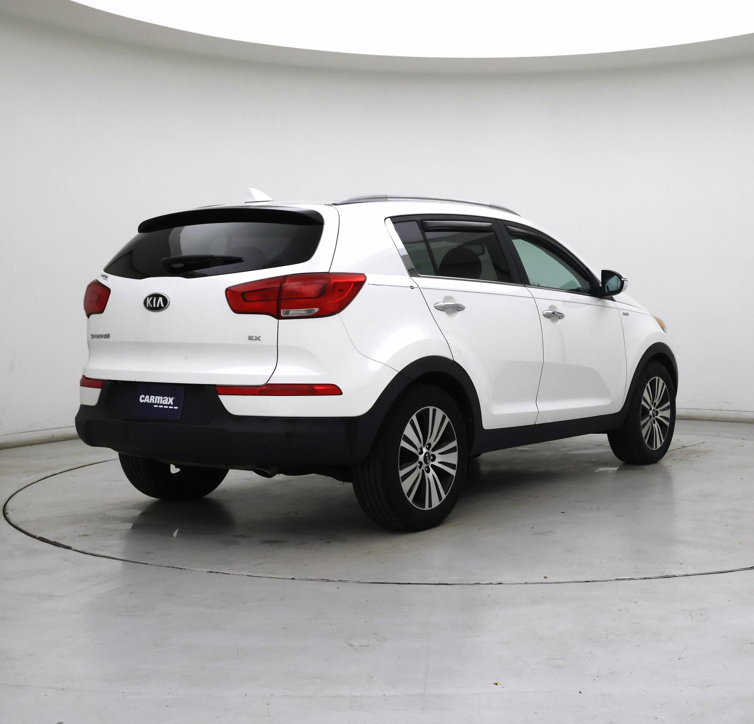 Thumbnail: 2015 Kia Sportage - 8