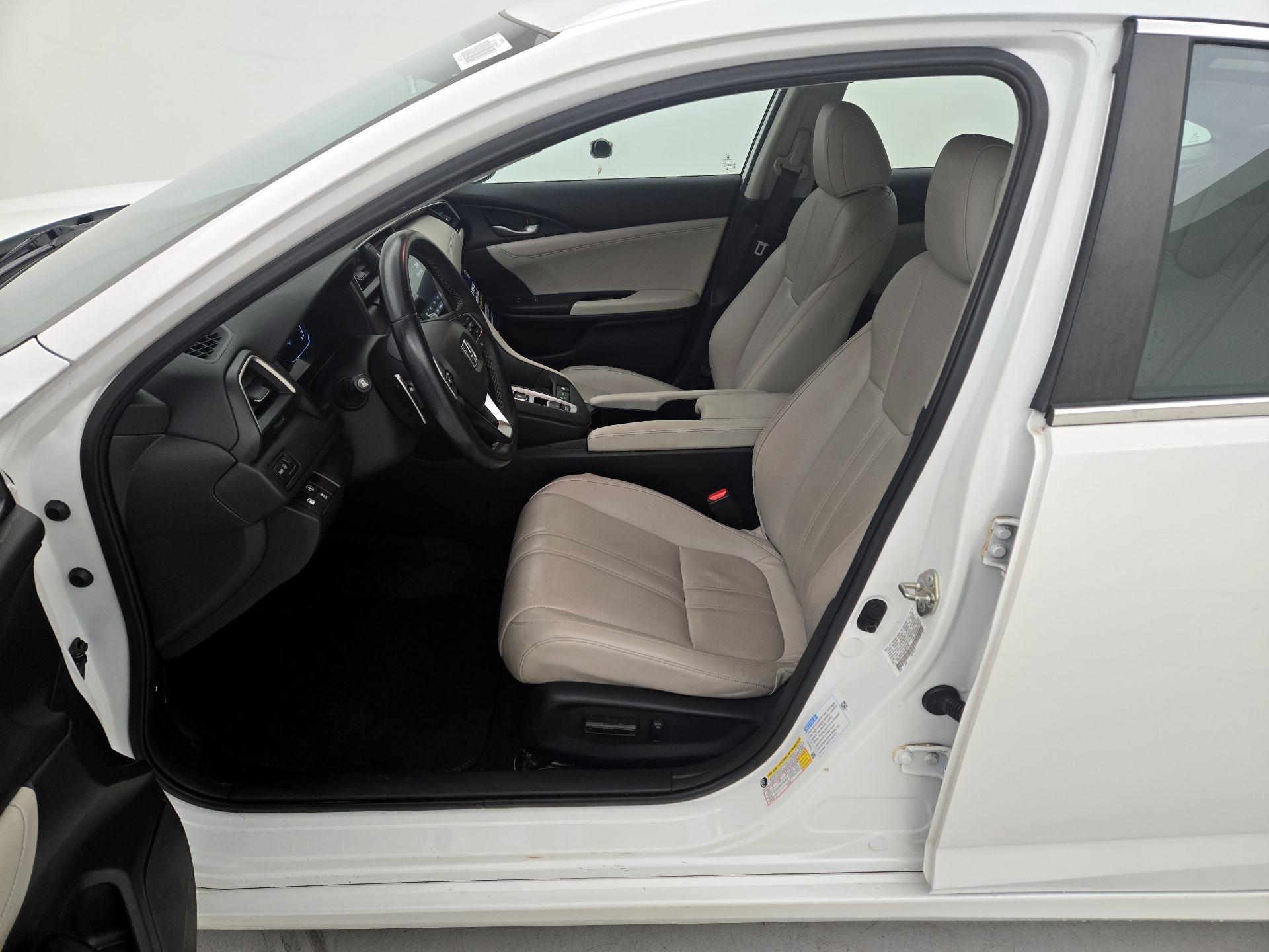 Thumbnail: 2019 Honda Insight - 11