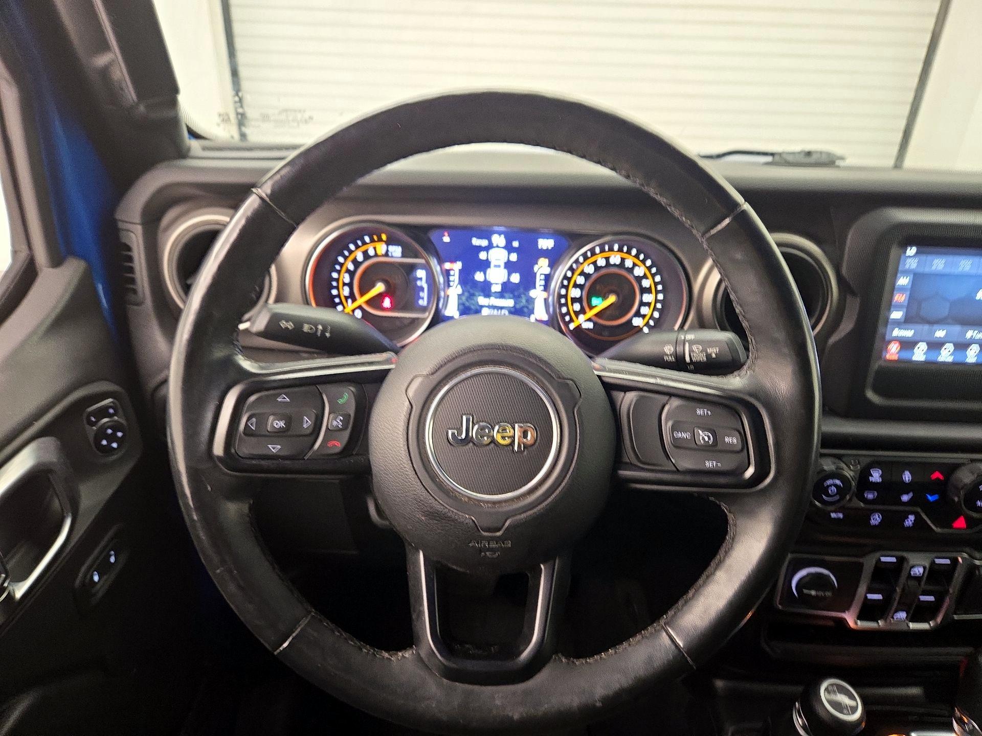 Thumbnail: 2020 Jeep Gladiator - 10