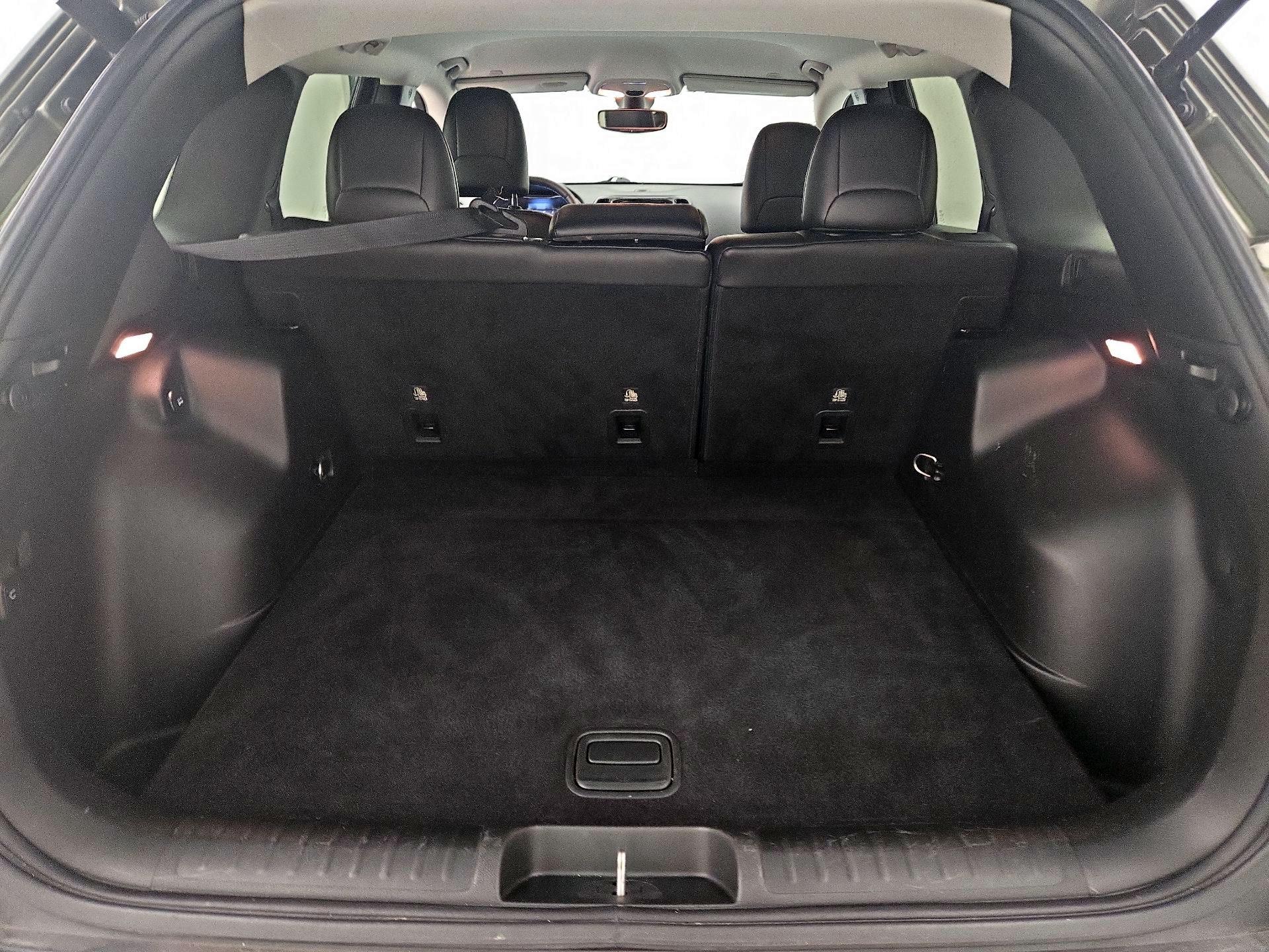 Thumbnail: 2019 Jeep Cherokee - 20