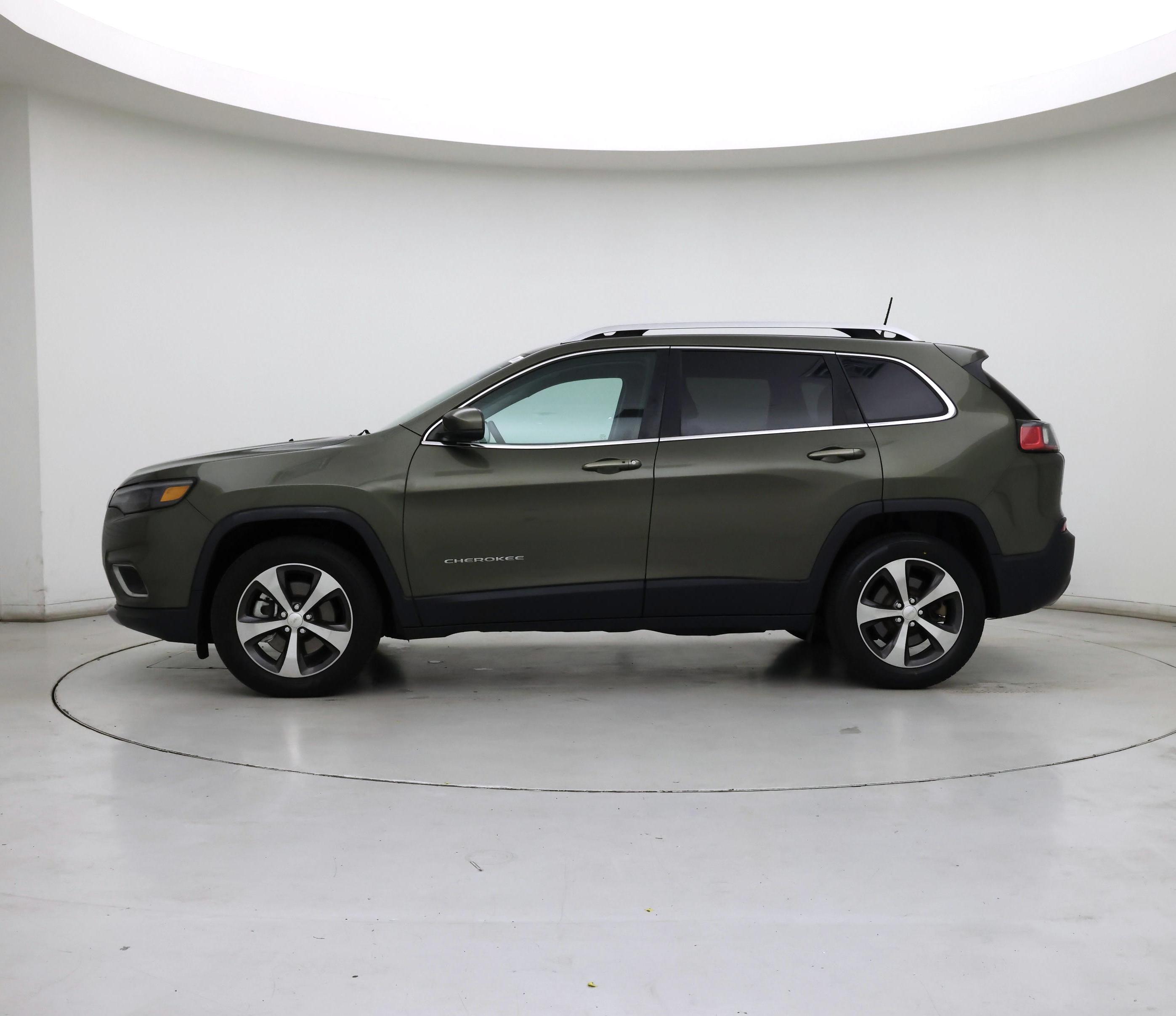 Thumbnail: 2019 Jeep Cherokee - 3