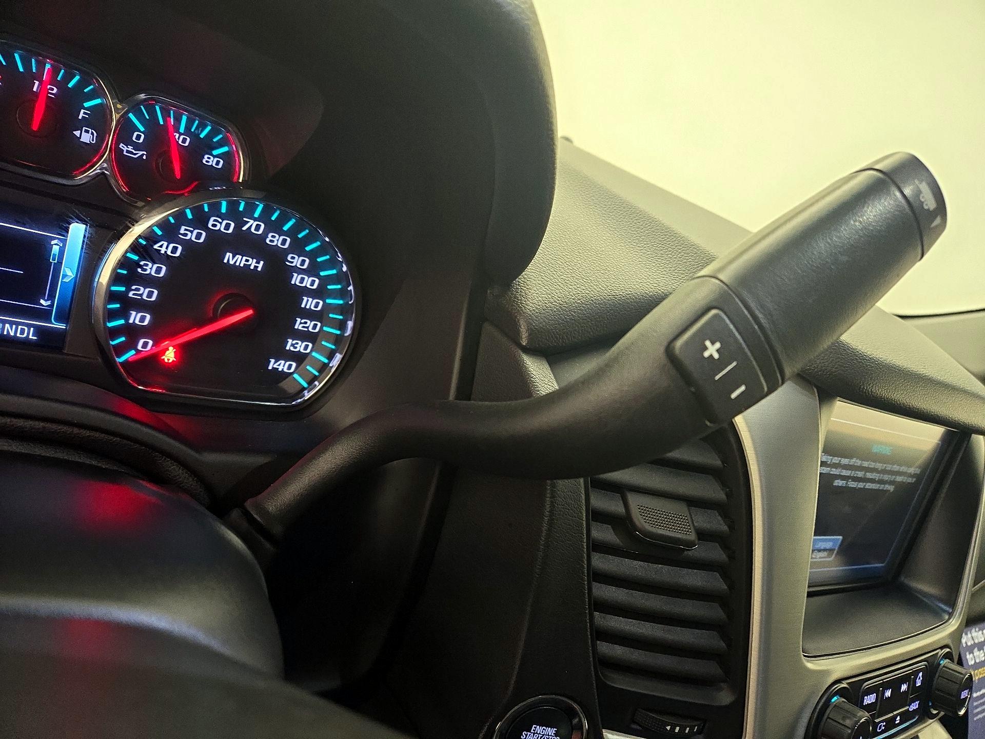 Thumbnail: 2018 GMC Yukon XL - 17