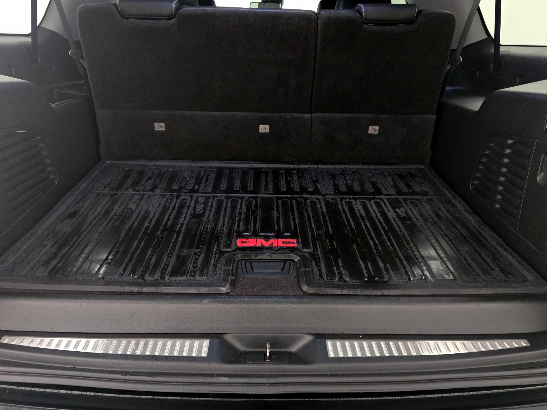 Thumbnail: 2018 GMC Yukon XL - 19