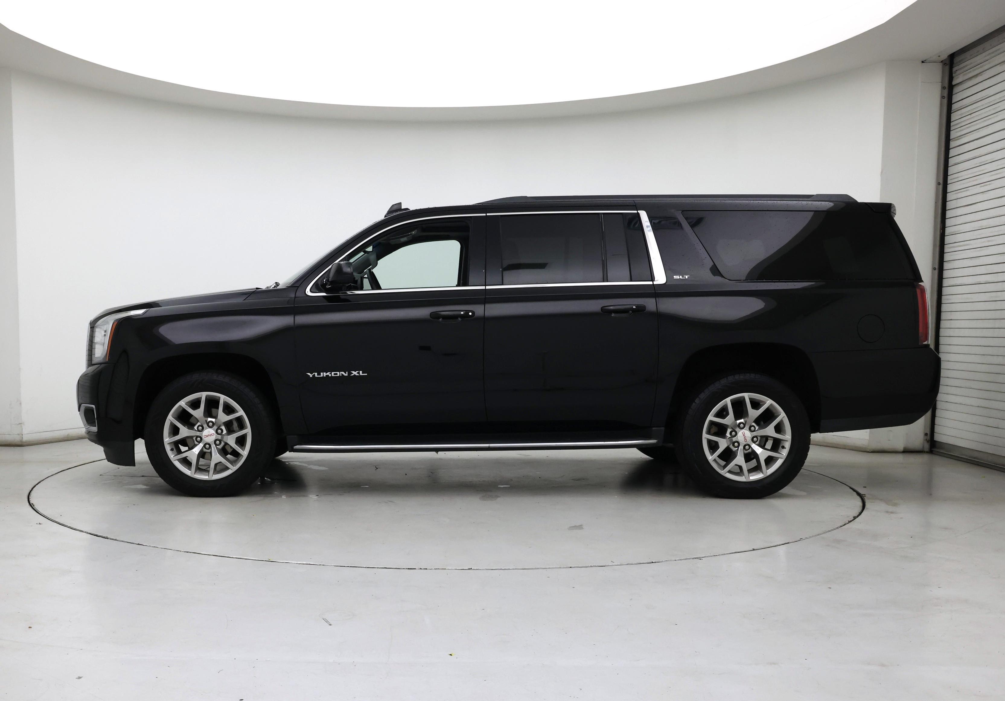 Thumbnail: 2018 GMC Yukon XL - 3