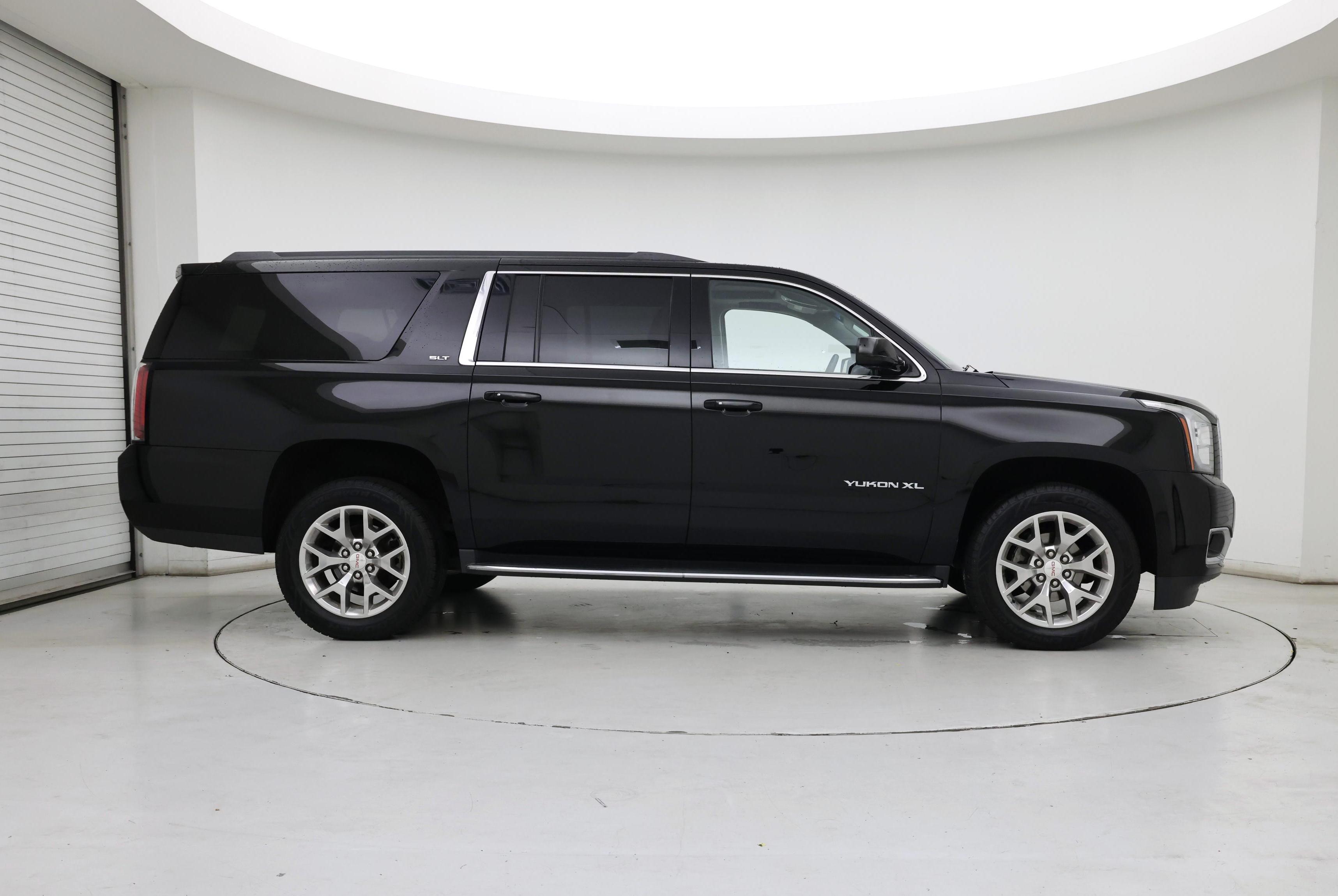 Thumbnail: 2018 GMC Yukon XL - 7