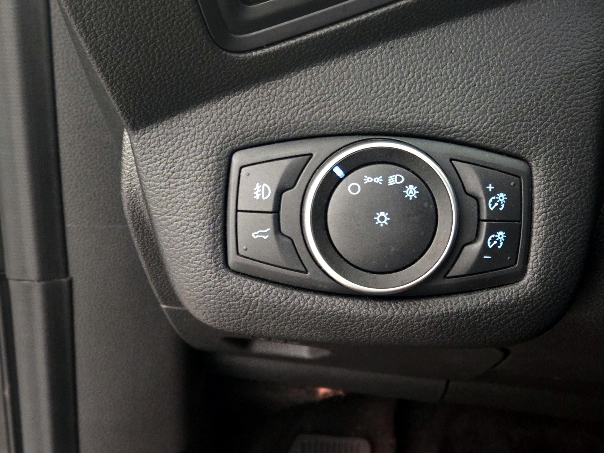 Thumbnail: 2018 Ford Escape - 13