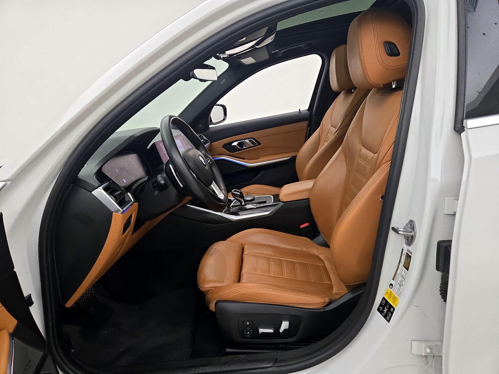 Thumbnail: 2020 BMW 3 Series - 11