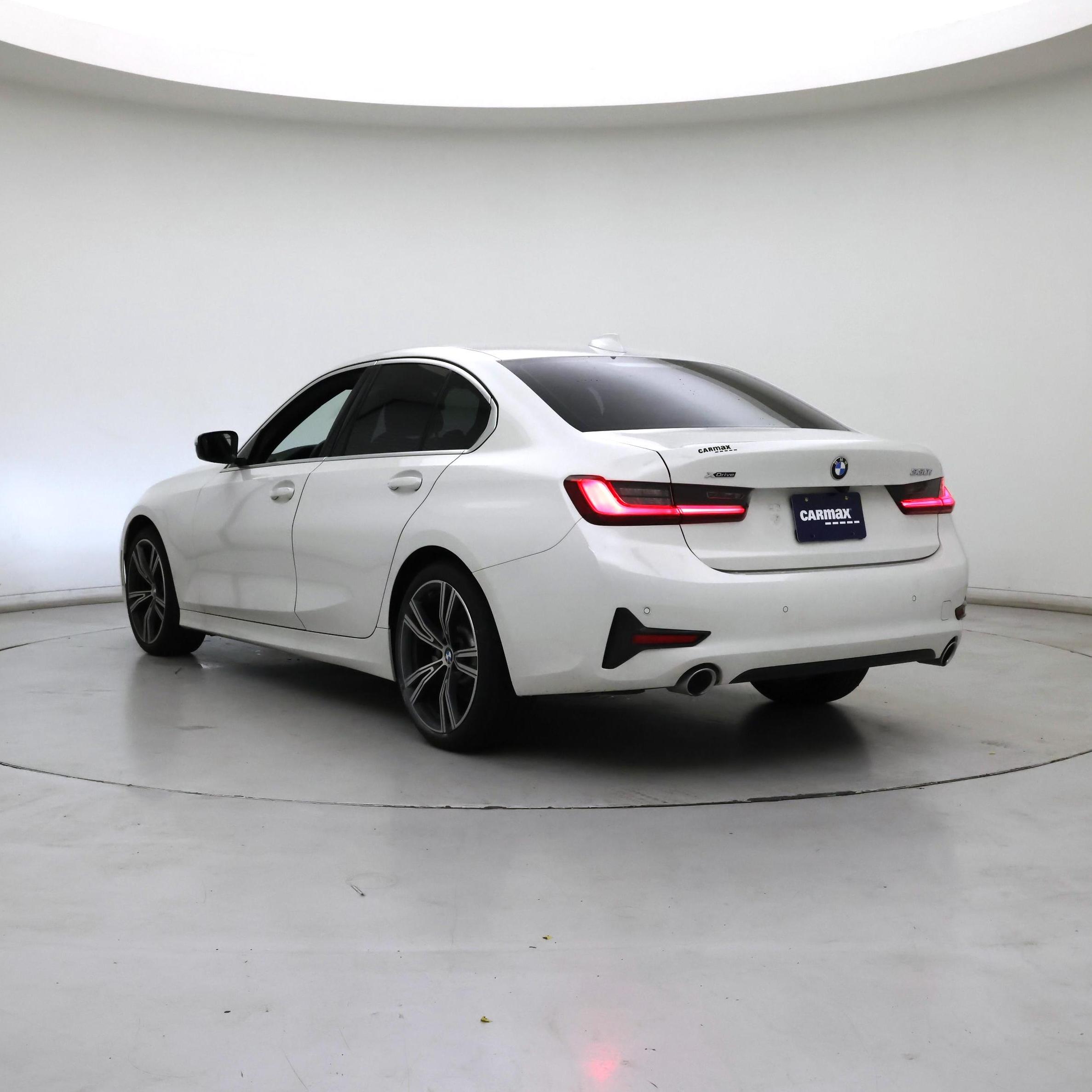 Thumbnail: 2020 BMW 3 Series - 2