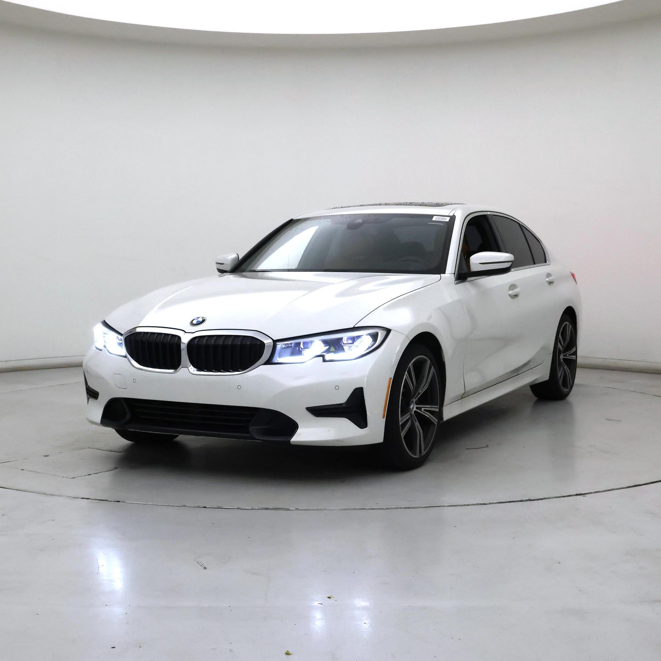 Thumbnail: 2020 BMW 3 Series - 4