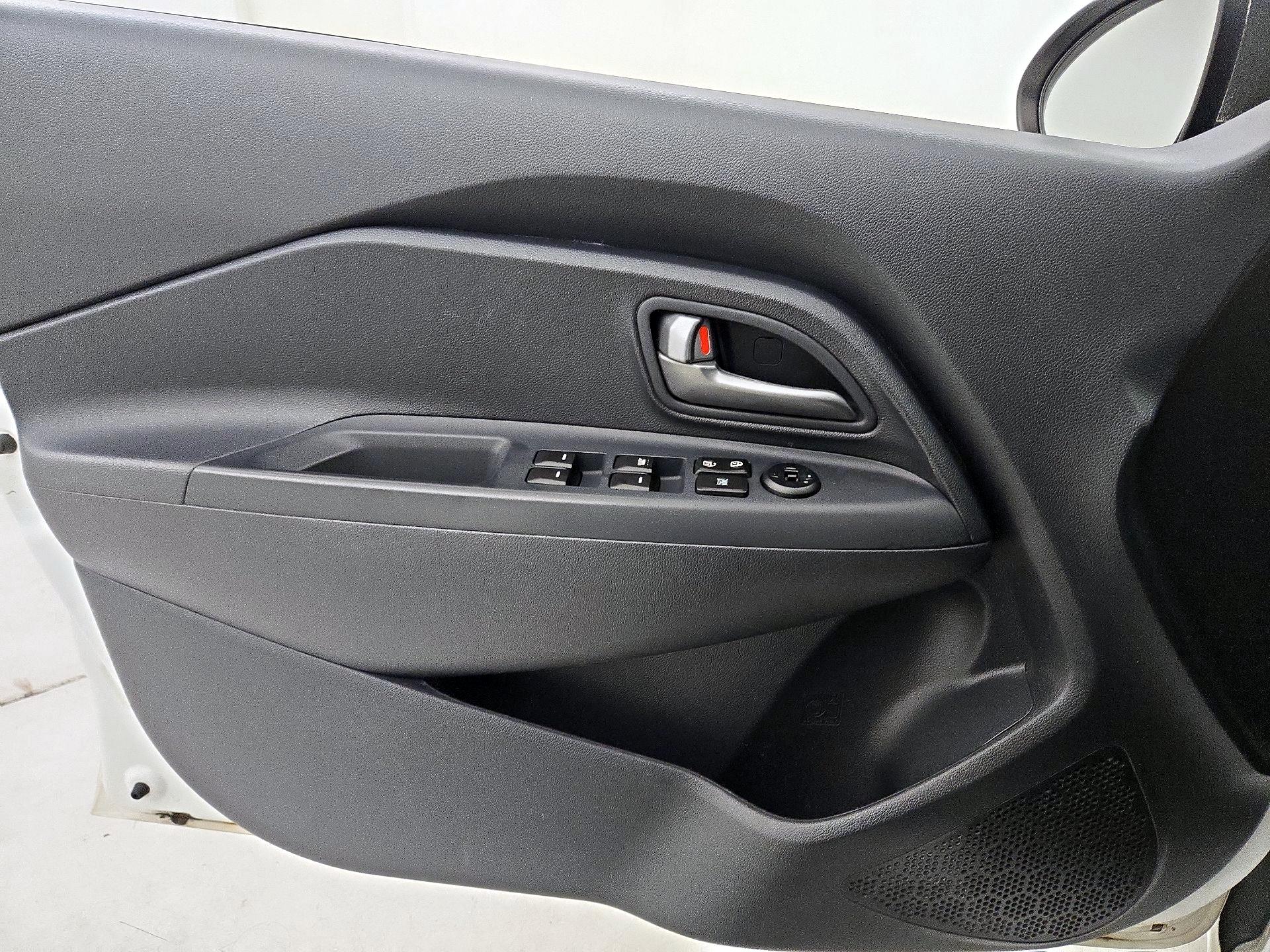 Thumbnail: 2014 Kia Rio - 12