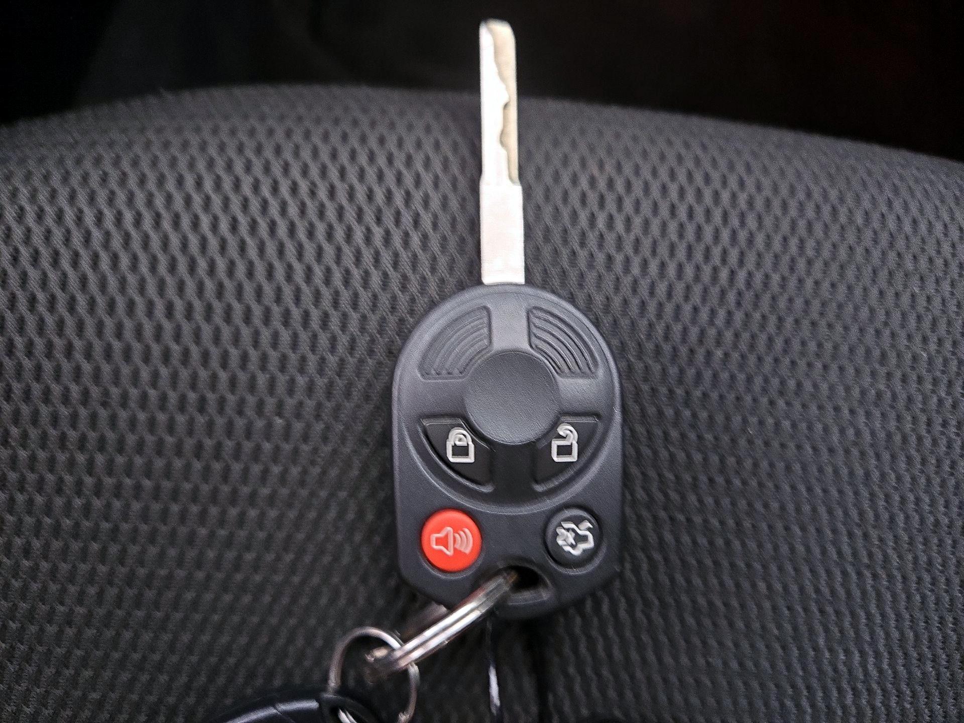 Thumbnail: 2014 Ford Focus - 20