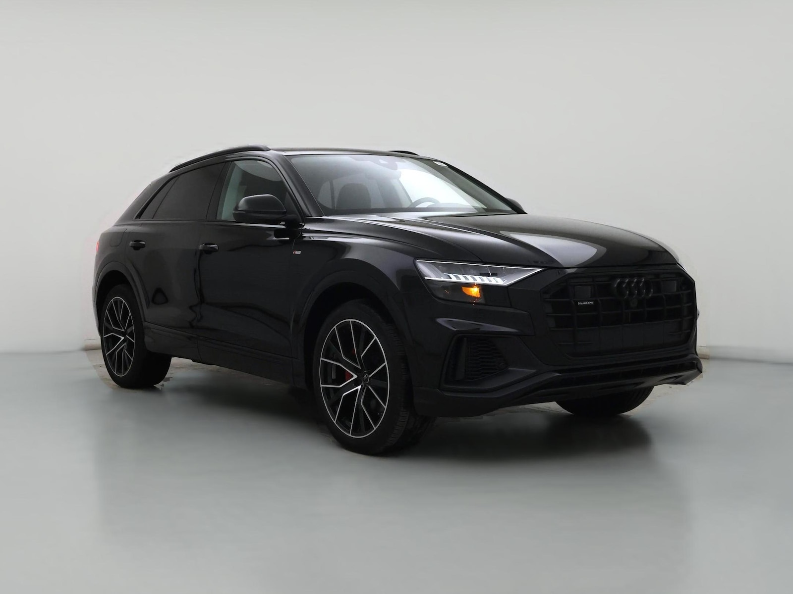 2023 Audi Q8 Premium Plus