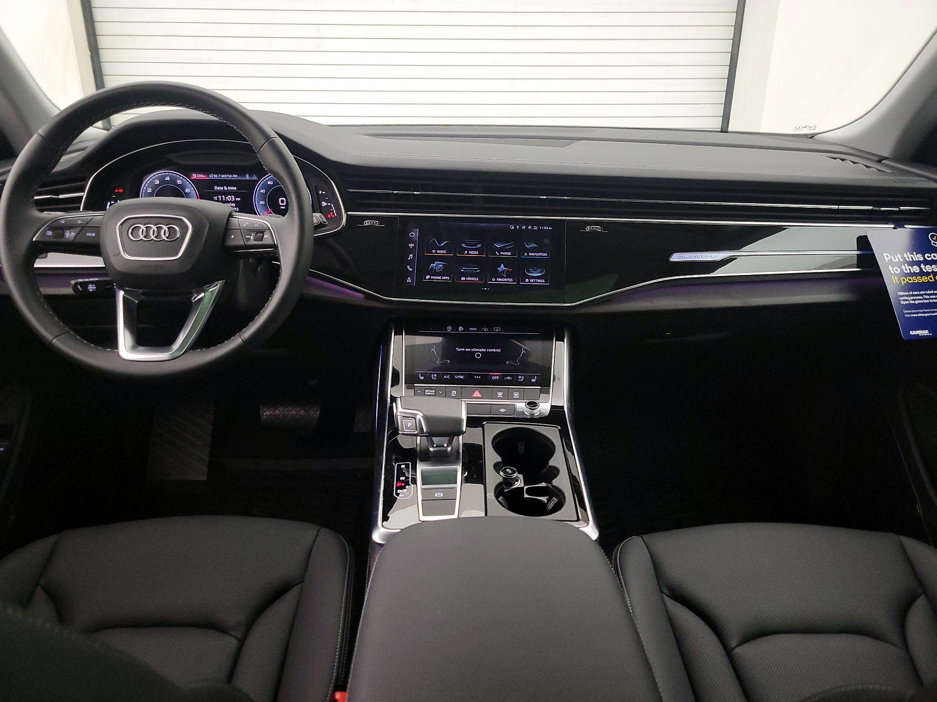 Thumbnail: 2023 Audi Q8 - 9