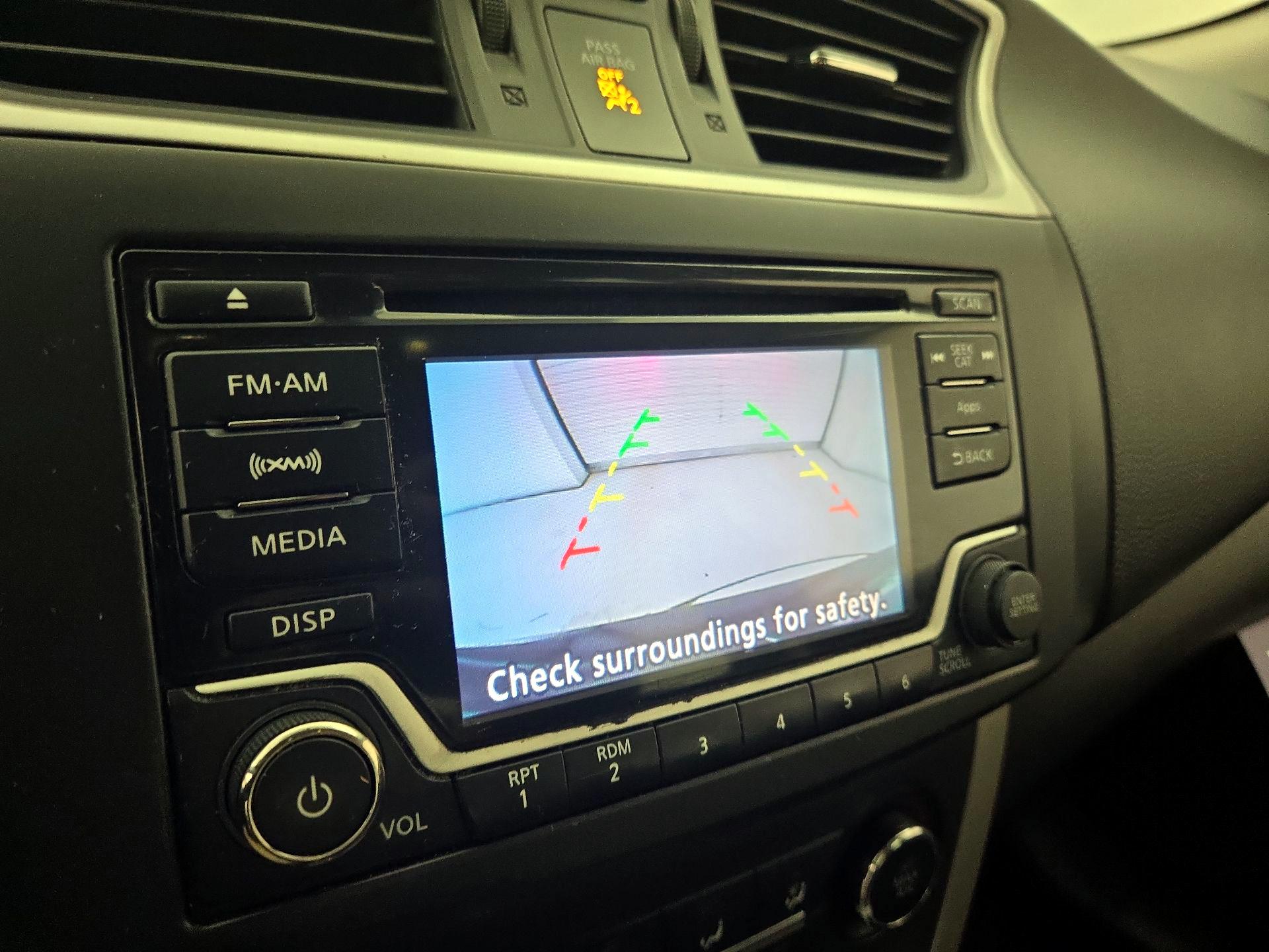 Thumbnail: 2015 Nissan Sentra - 14