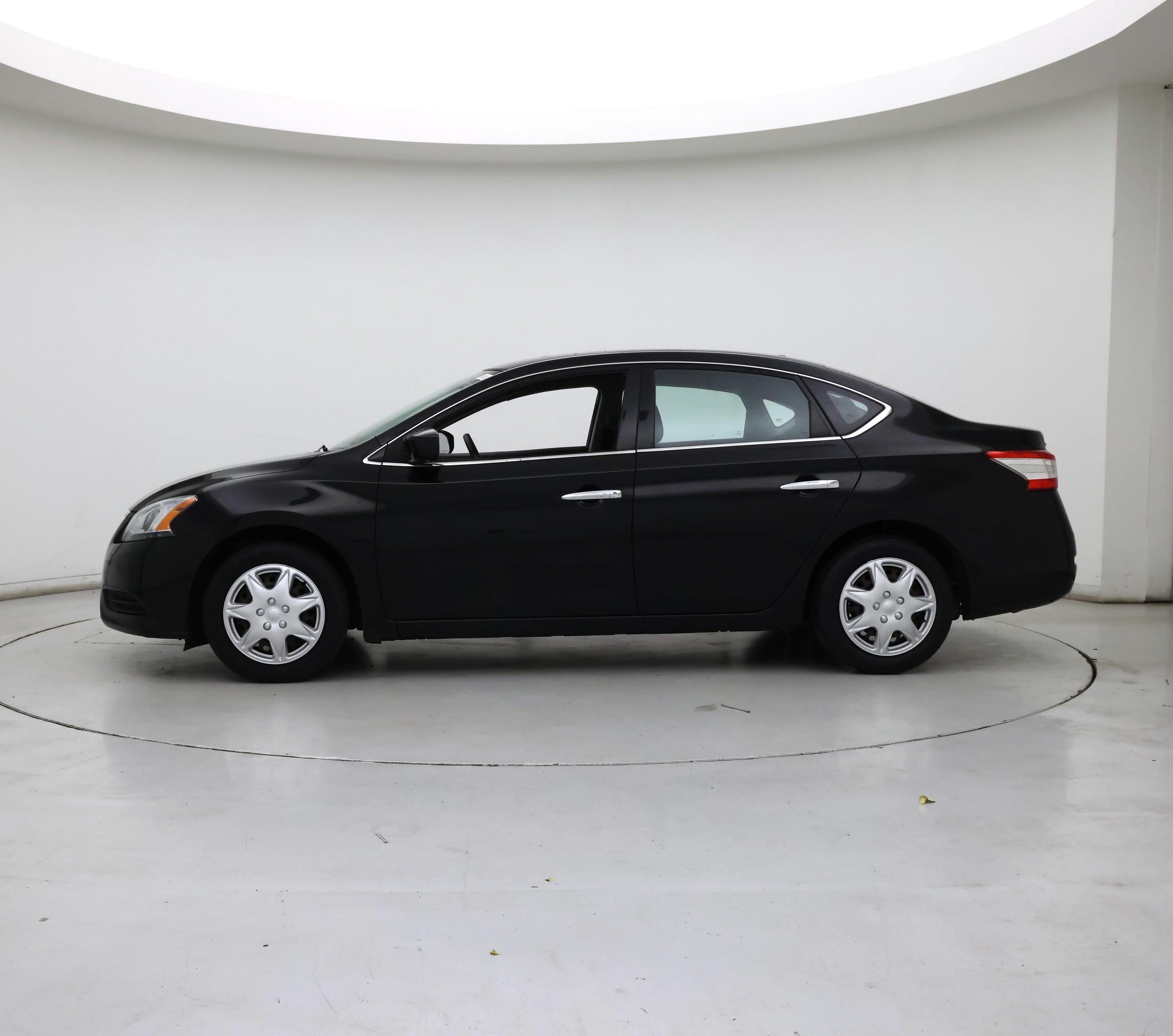 Thumbnail: 2015 Nissan Sentra - 3