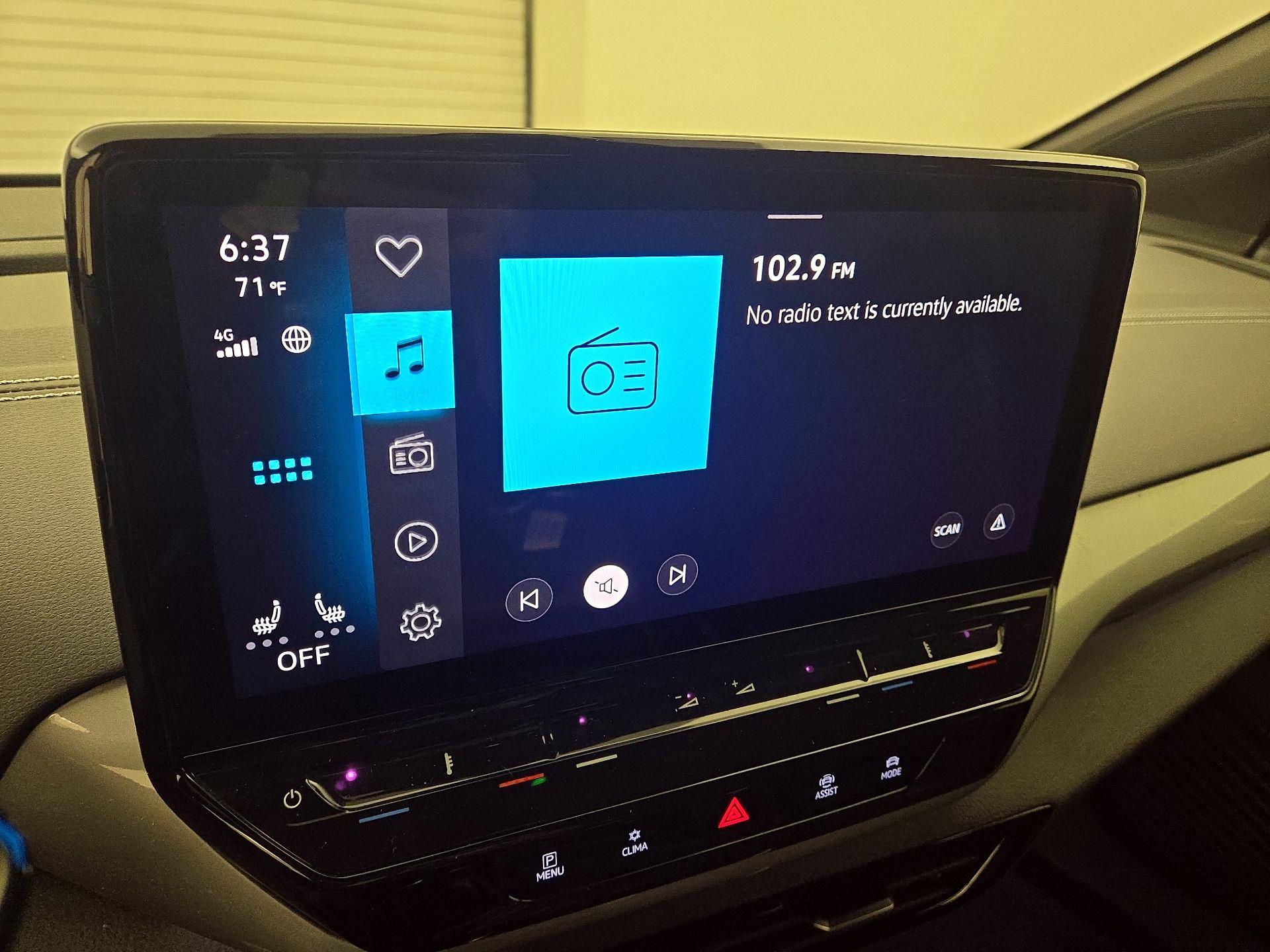 Thumbnail: 2023 Volkswagen ID.4 - 15