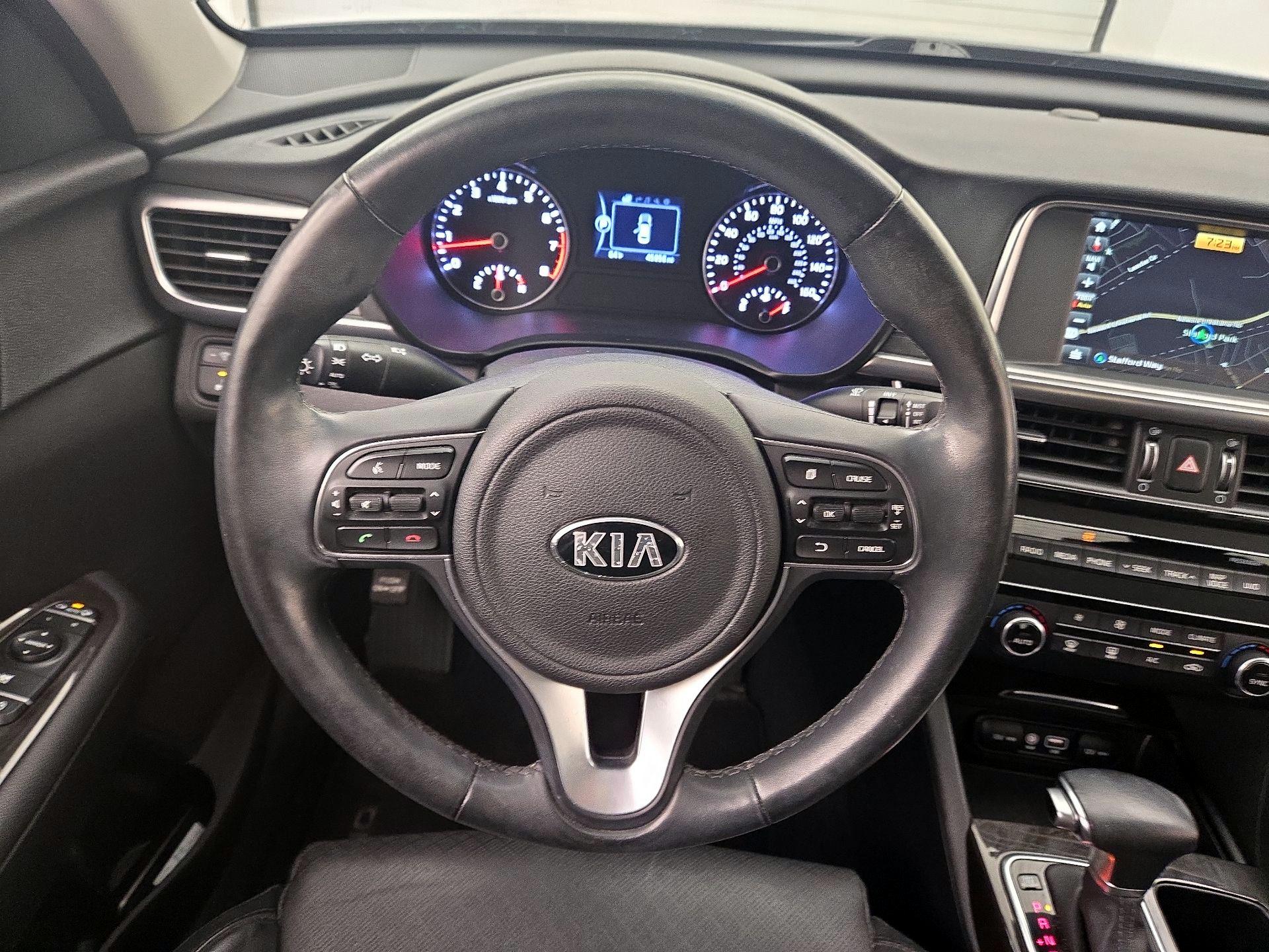 Thumbnail: 2016 Kia Optima - 10