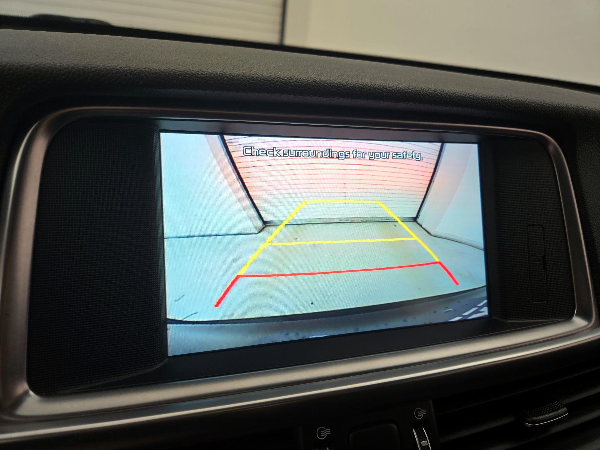 Thumbnail: 2016 Kia Optima - 15