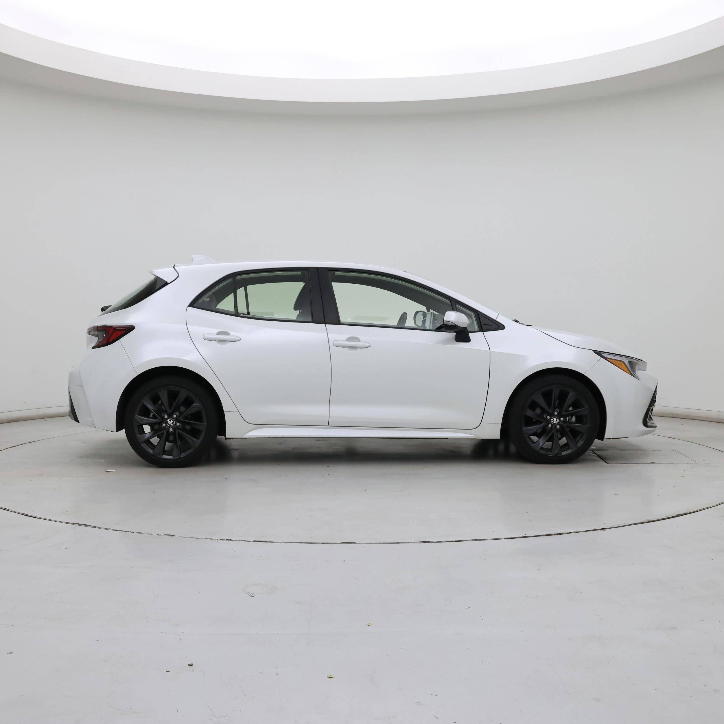 Thumbnail: 2023 Toyota Corolla - 7