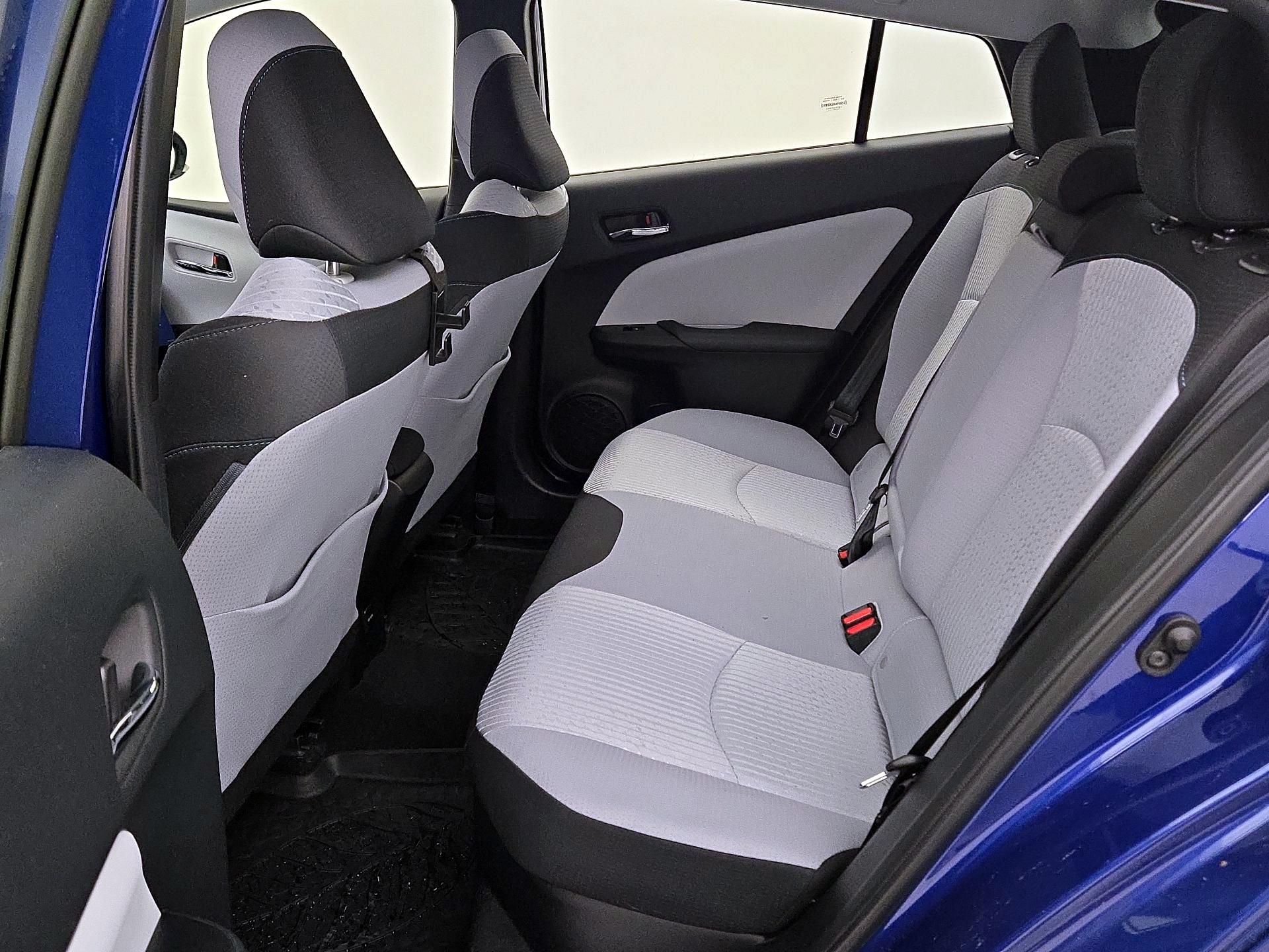 Thumbnail: 2018 Toyota Prius - 18