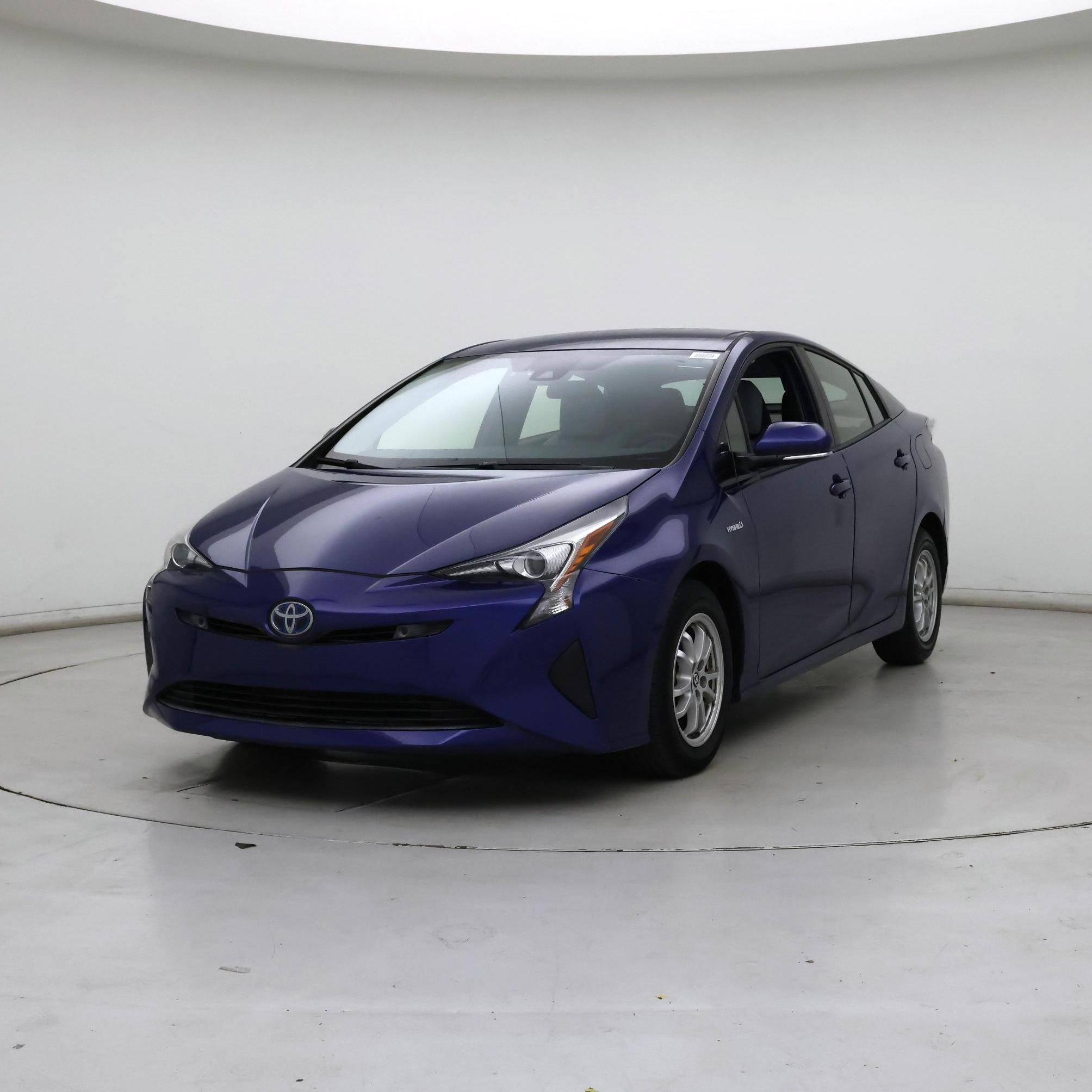 Thumbnail: 2018 Toyota Prius - 4