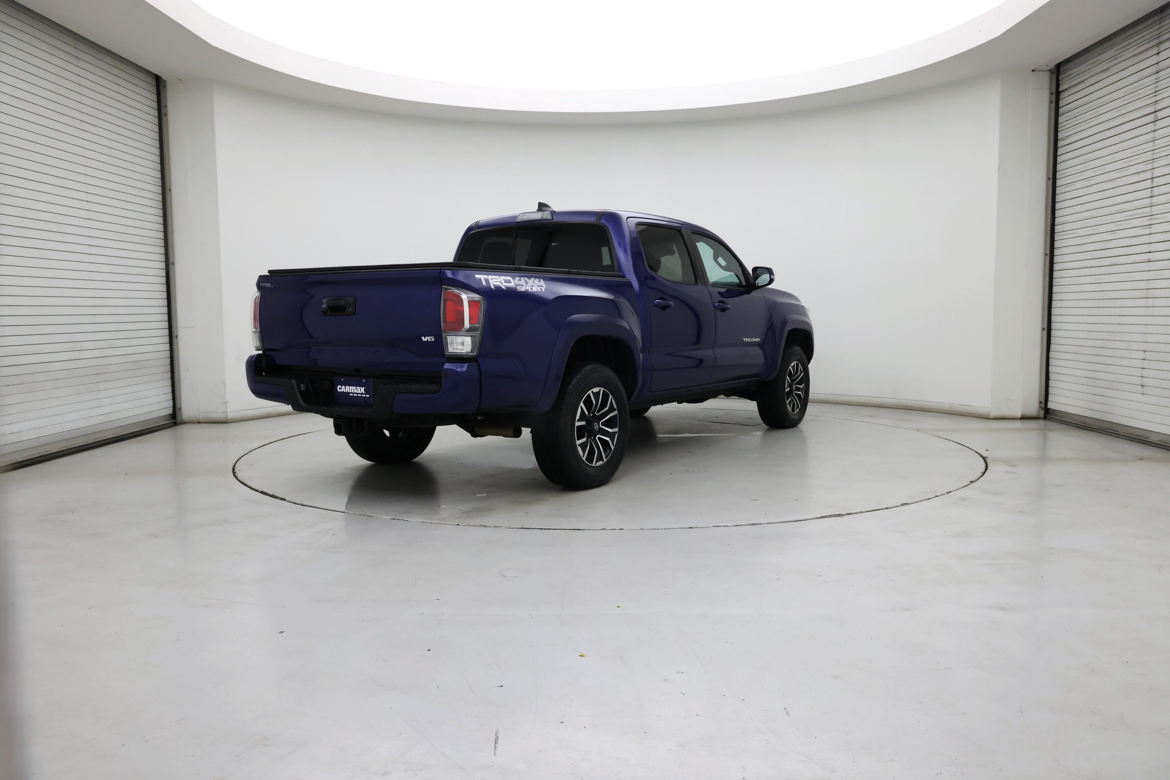 Thumbnail: 2022 Toyota Tacoma - 8