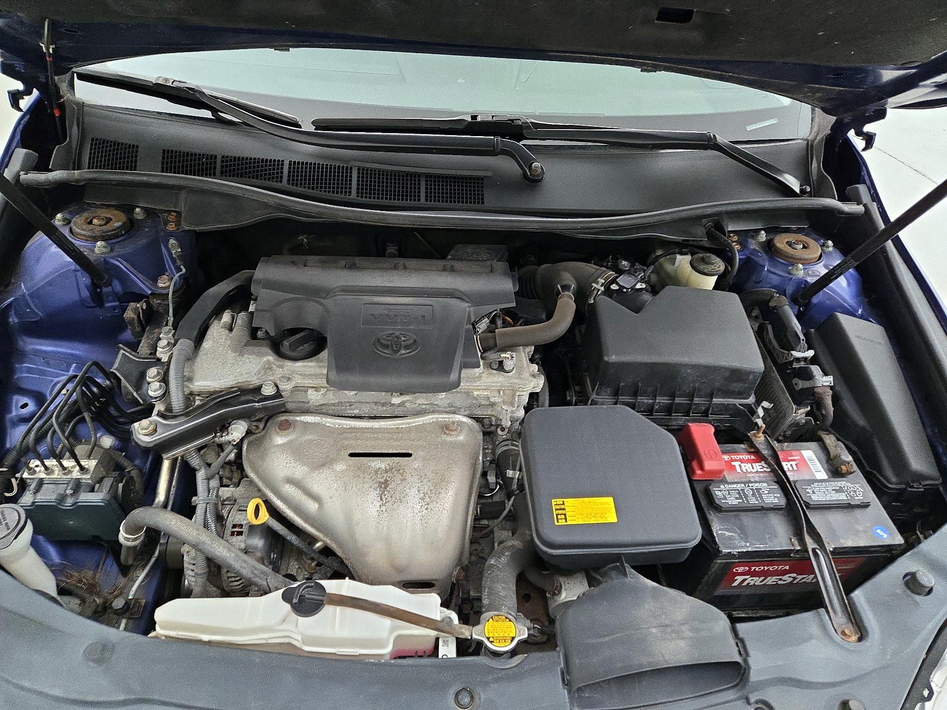 Thumbnail: 2015 Toyota Camry - 19